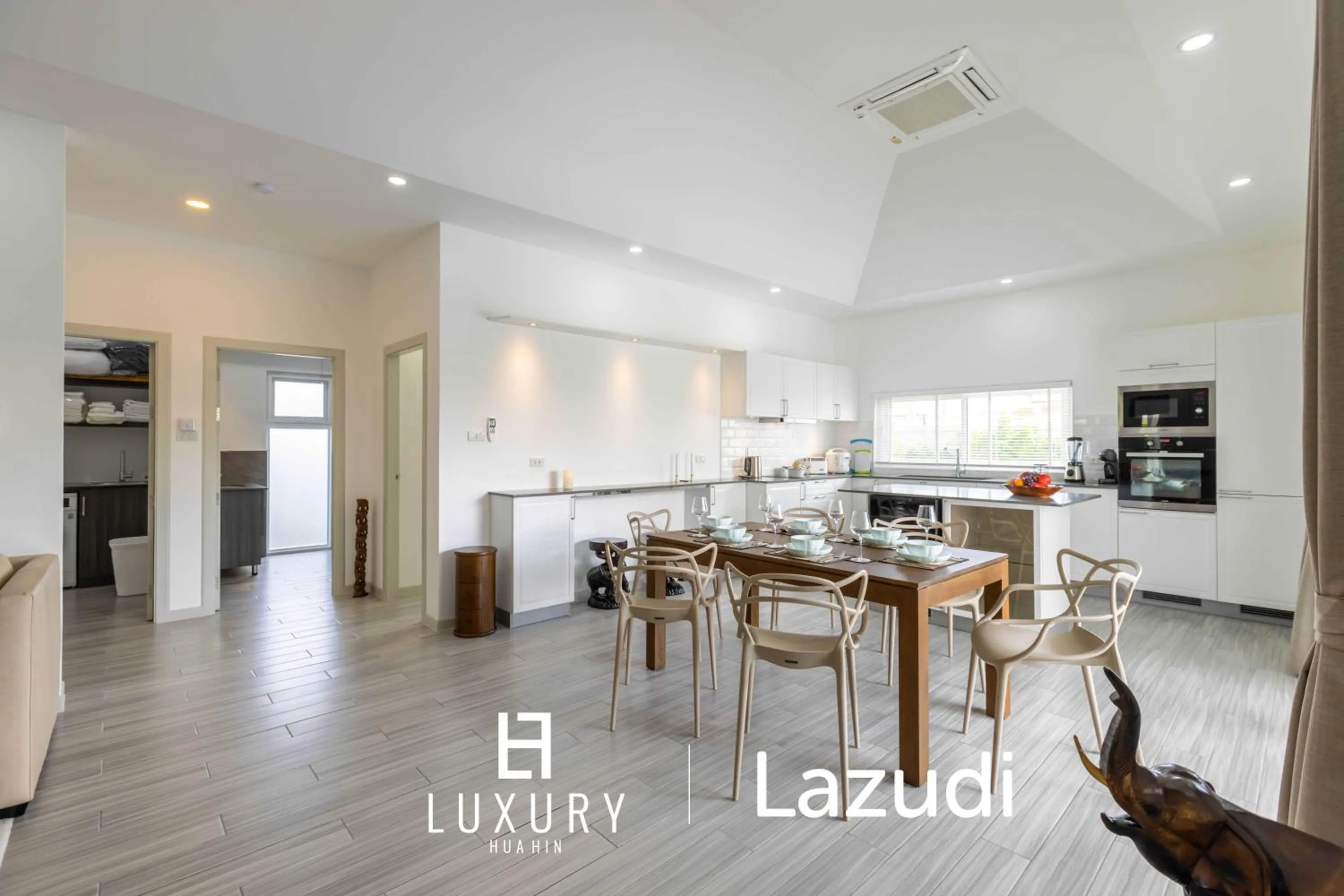 New Modern 3 Bedroom Pool Villa MS24