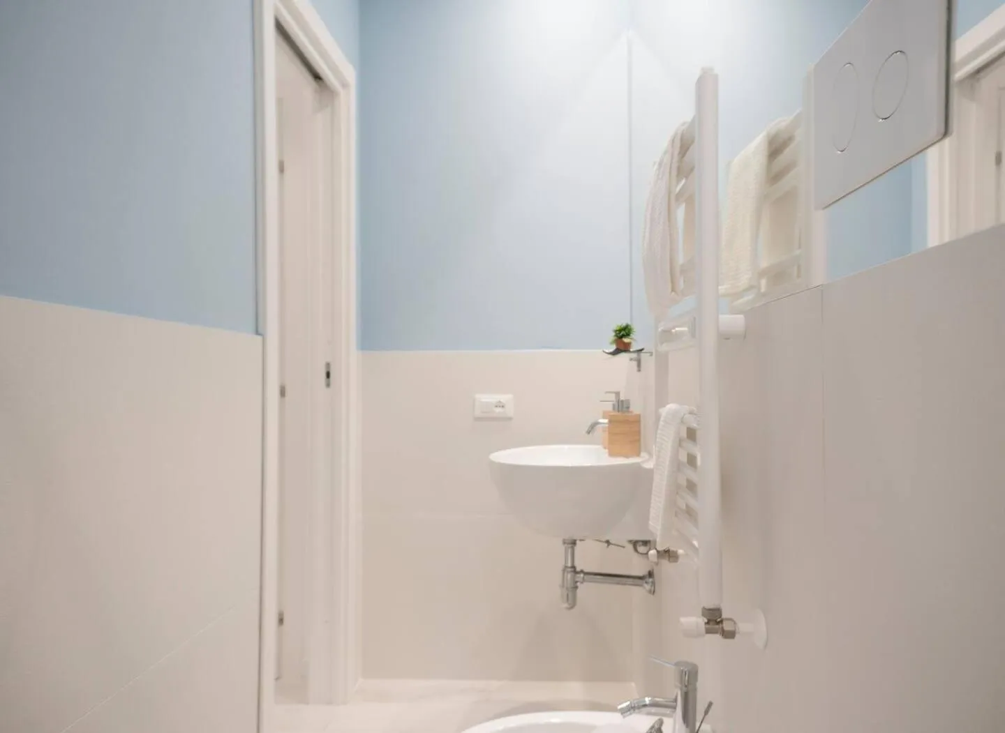 Bathroom in Le Dimore Luxury Rooms