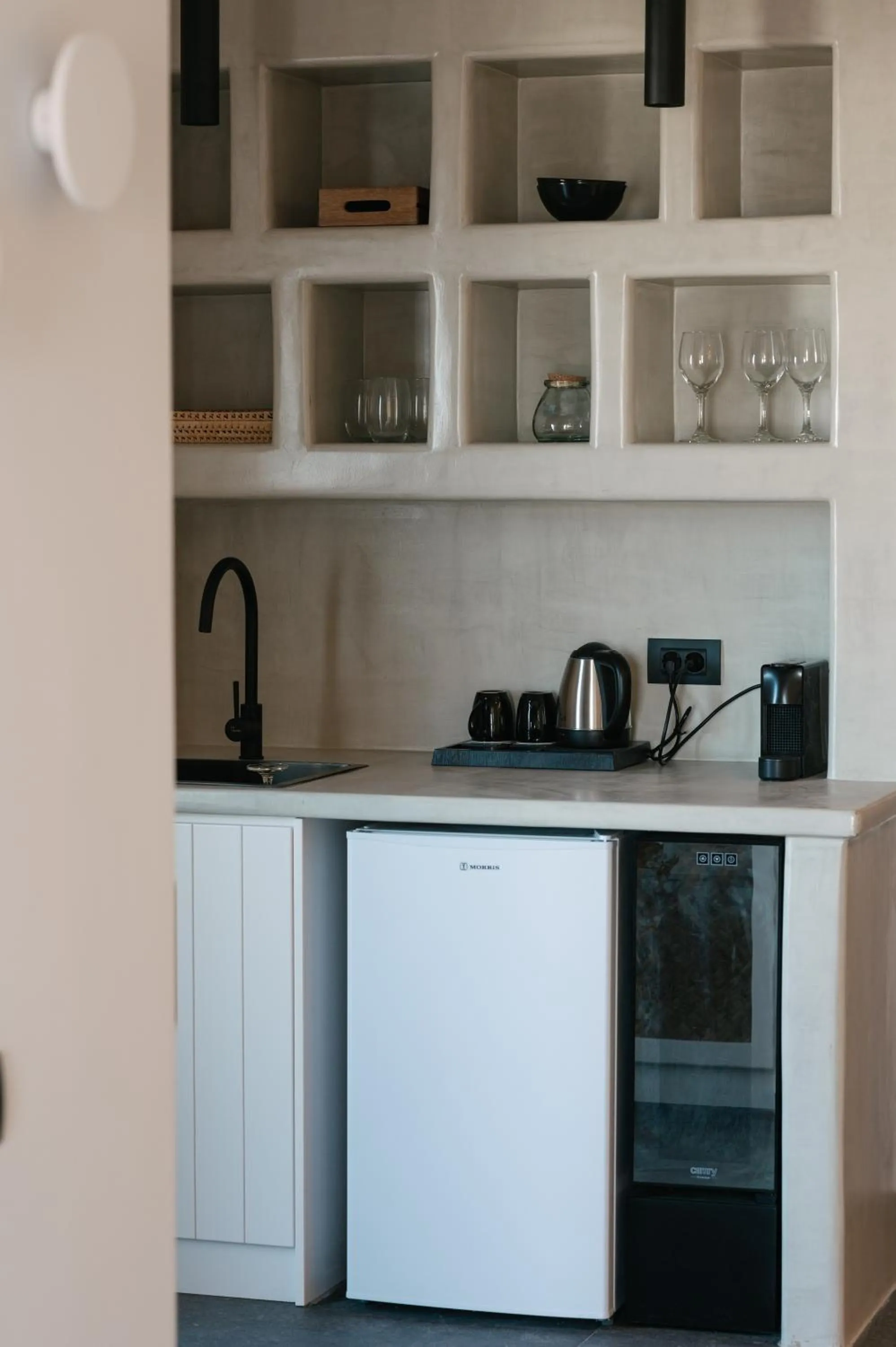 Kitchen or kitchenette in Elements Cozy Suites Pyrgos