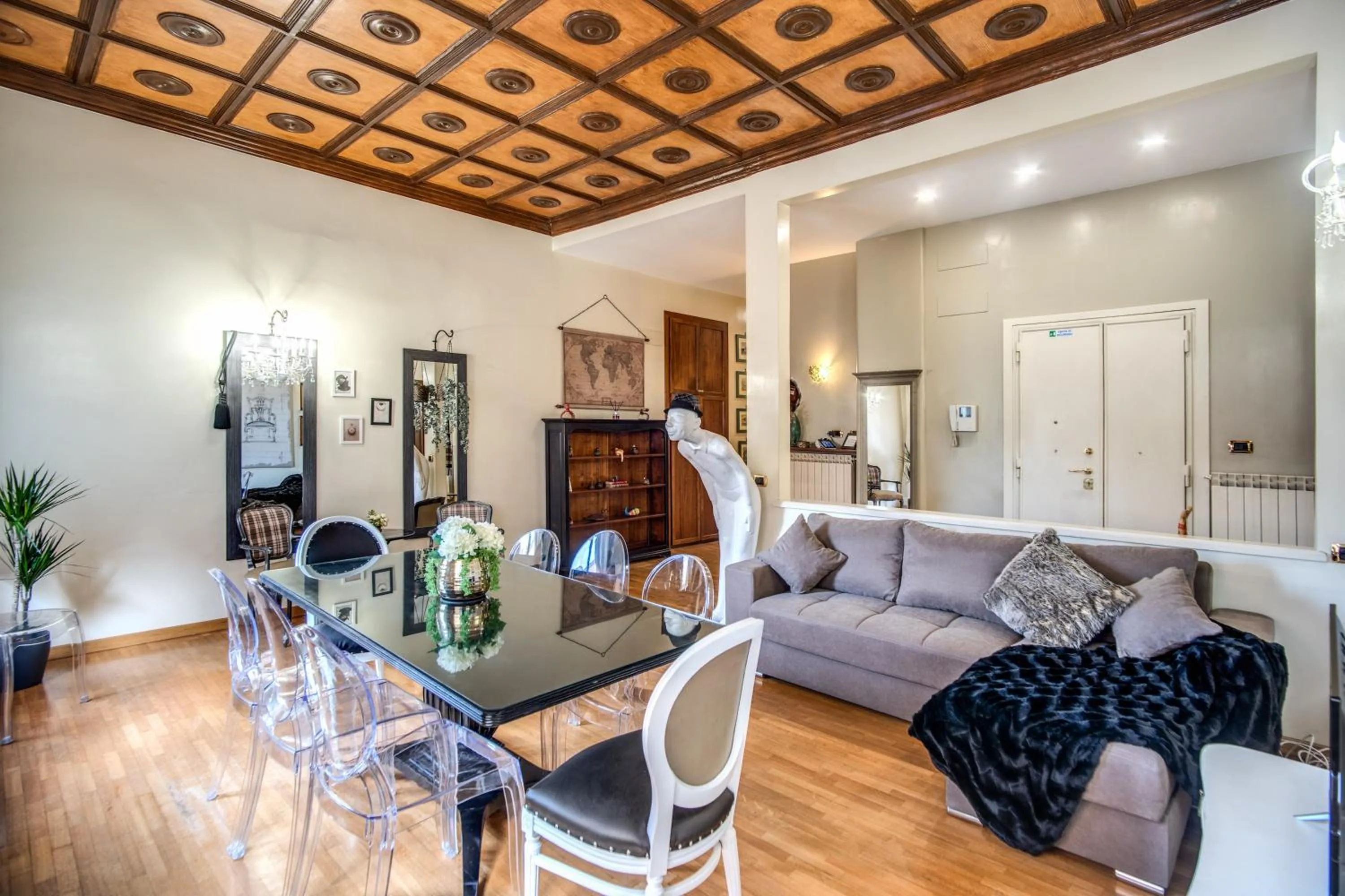 Living room in Gianicolo Miracle Suite