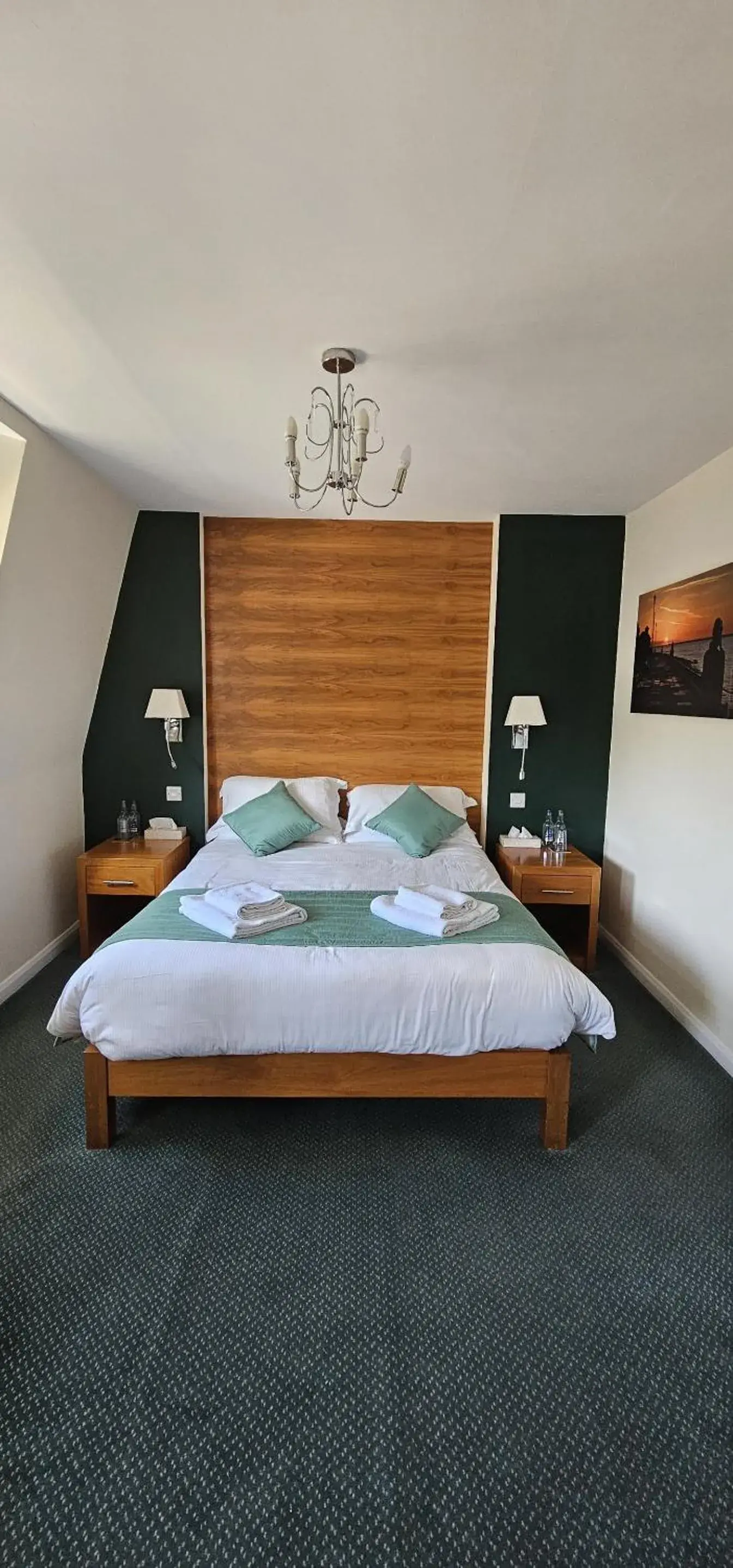 Standard Double Room in The Woodvale Standard Double Room in The Woodvale