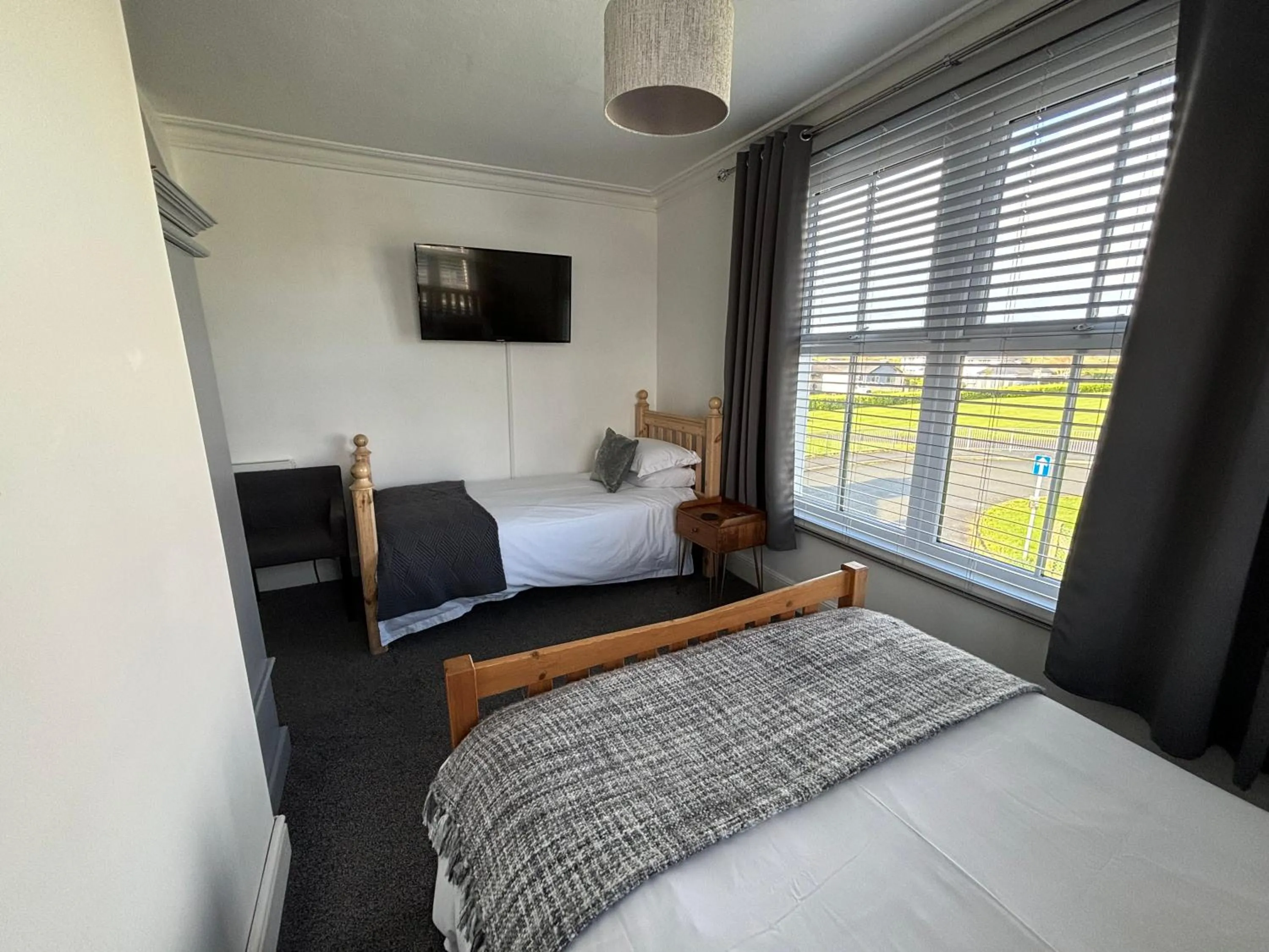 Bed in The Queens Hotel Harlech