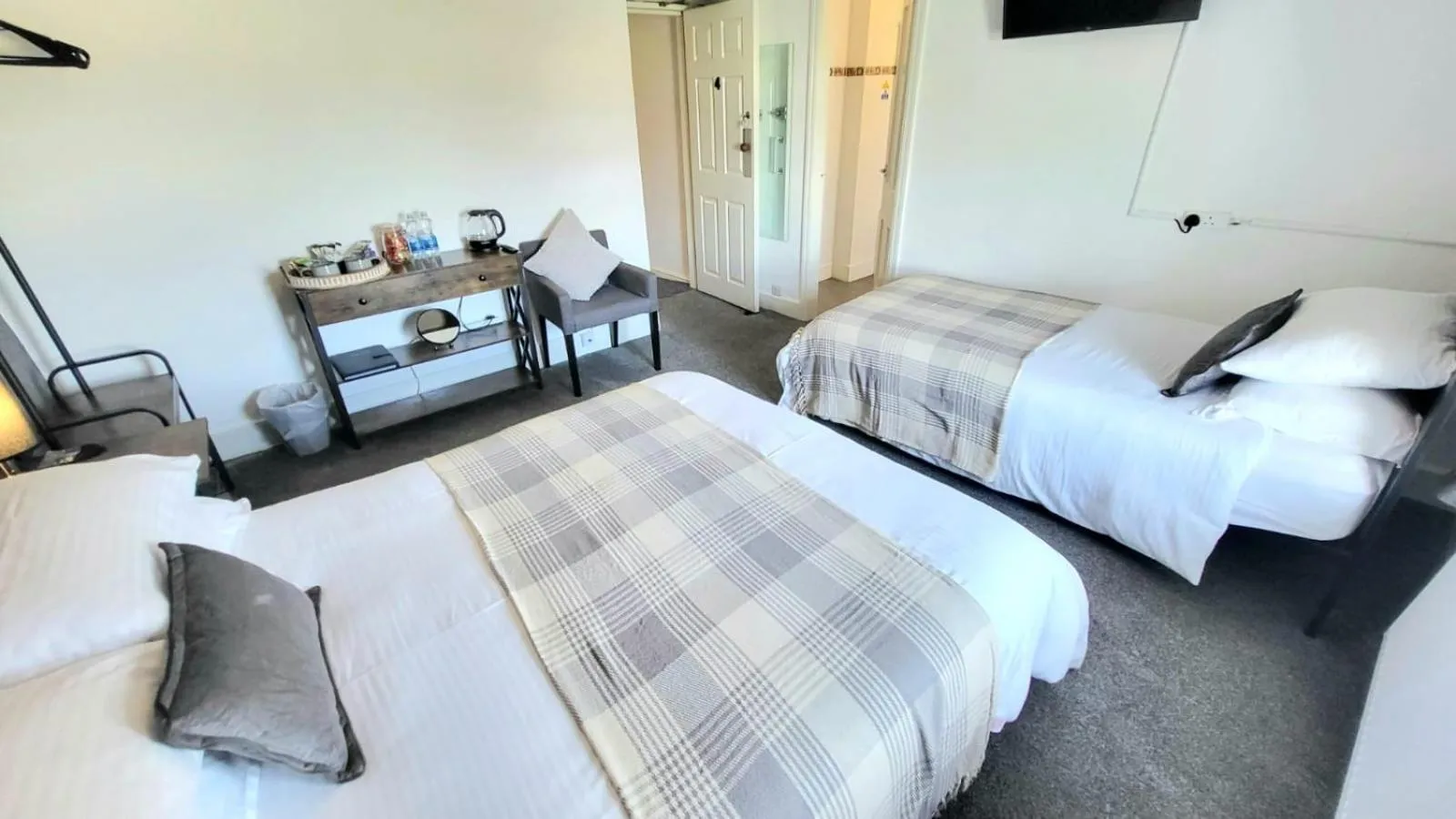 Bed in The Queens Hotel Harlech