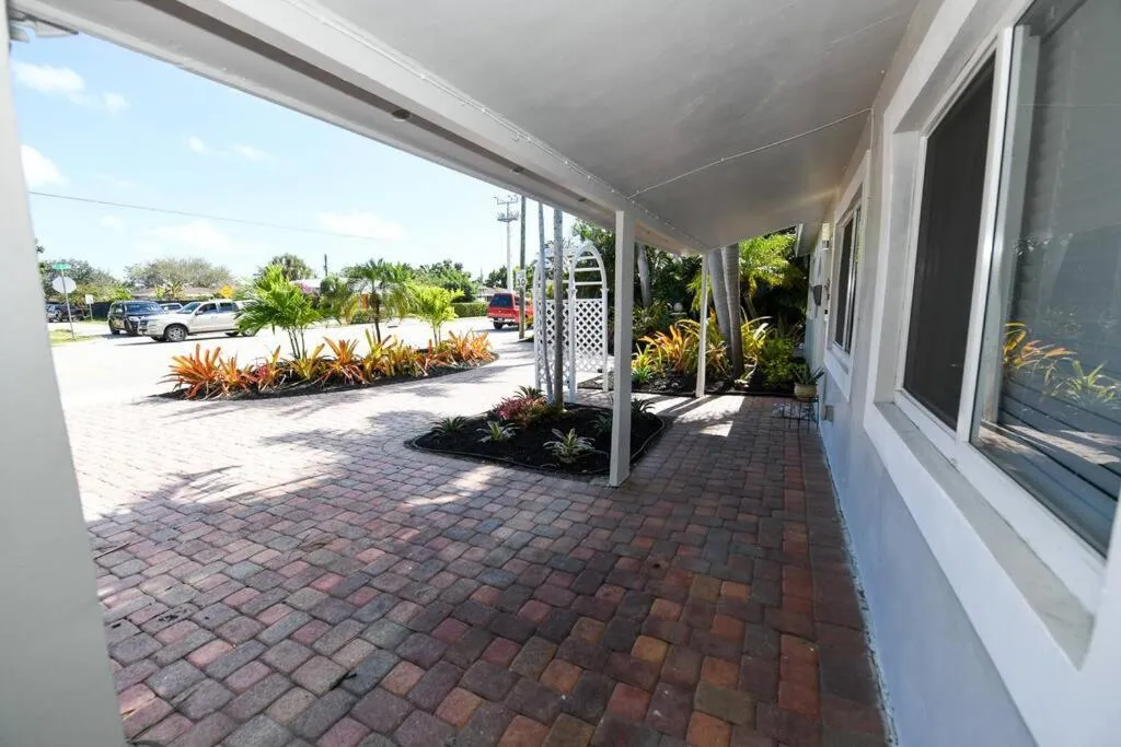4BR Home, Hot Tub, Near Beach & Wilton Manors