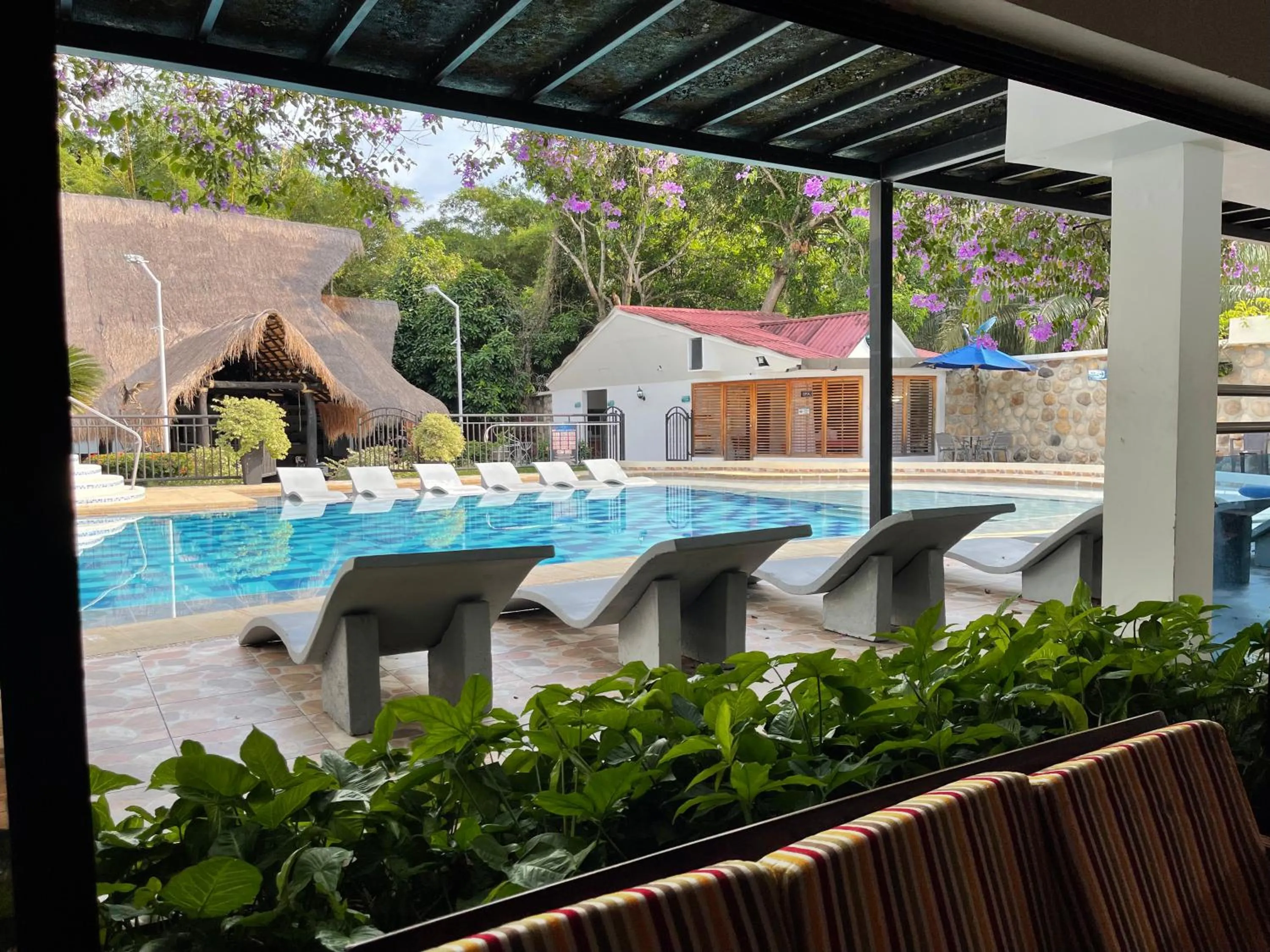 Swimming pool in Hotel Melgar Villa Valeria