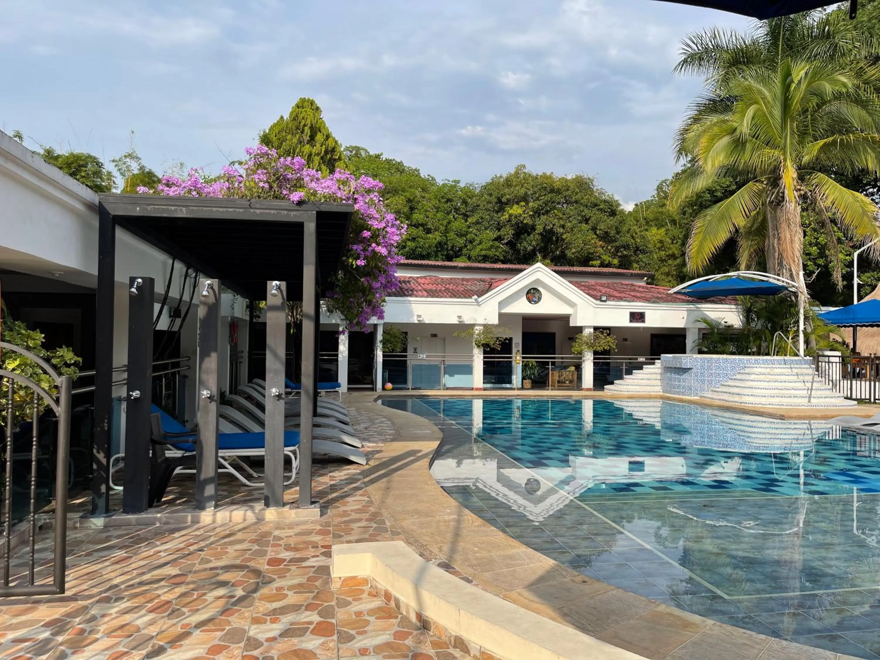 Swimming pool in Hotel Melgar Villa Valeria