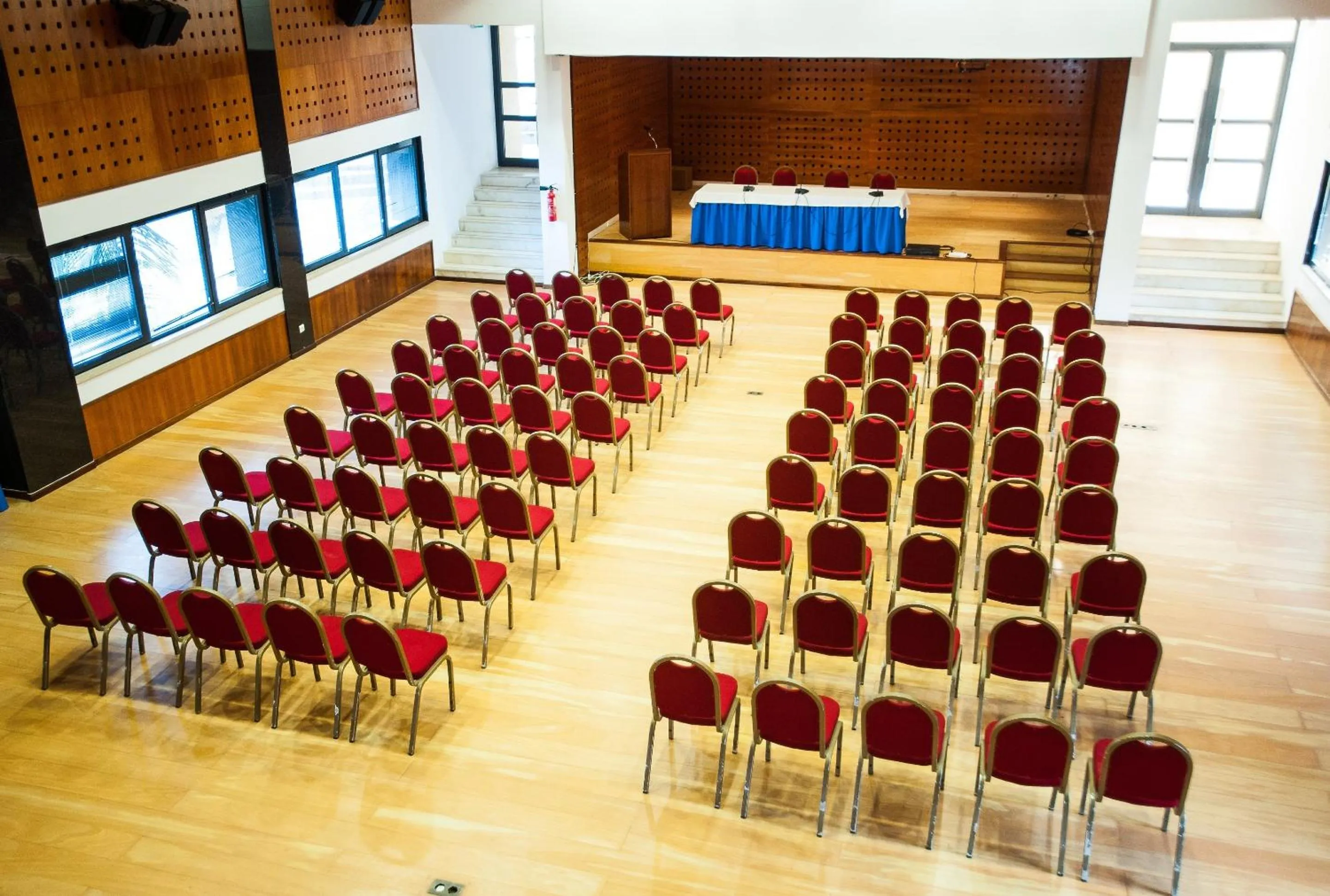 Business facilities in Oasis Praiamar