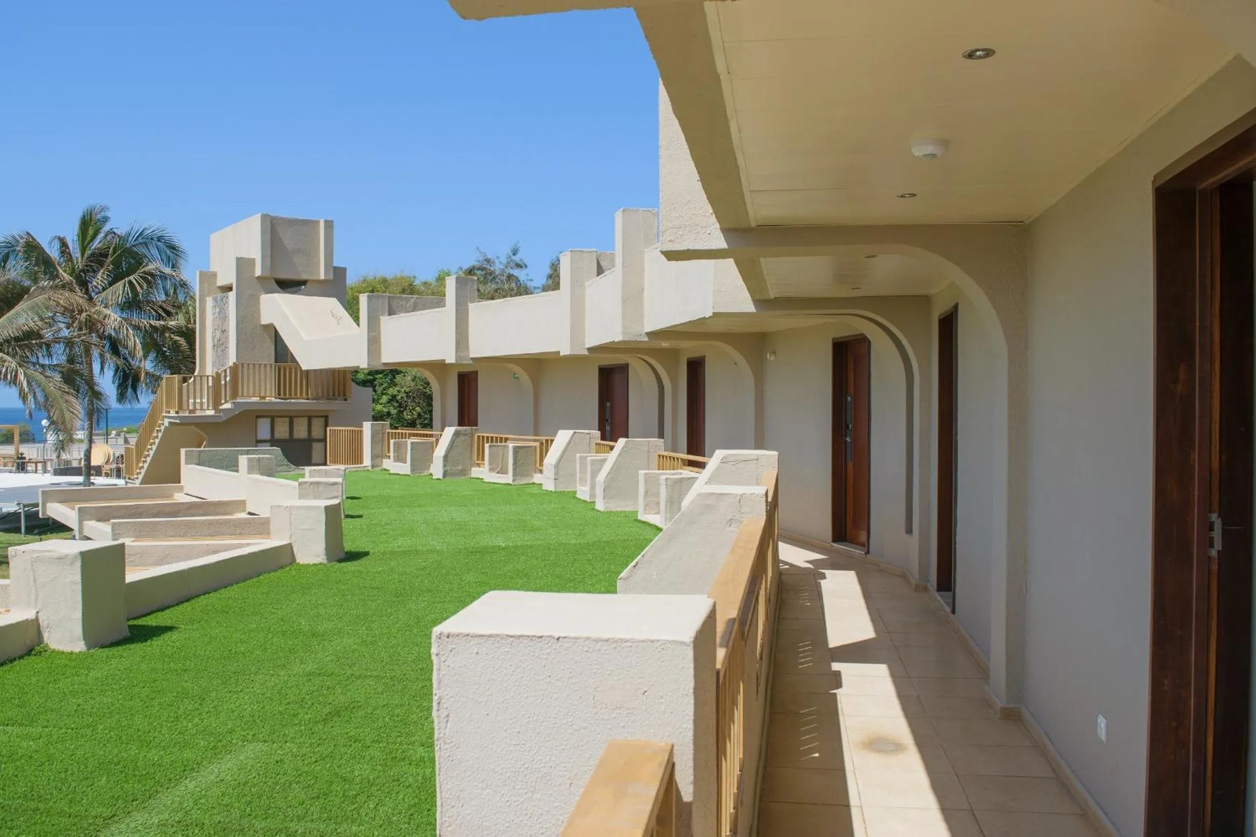 Property building in Oasis Praiamar