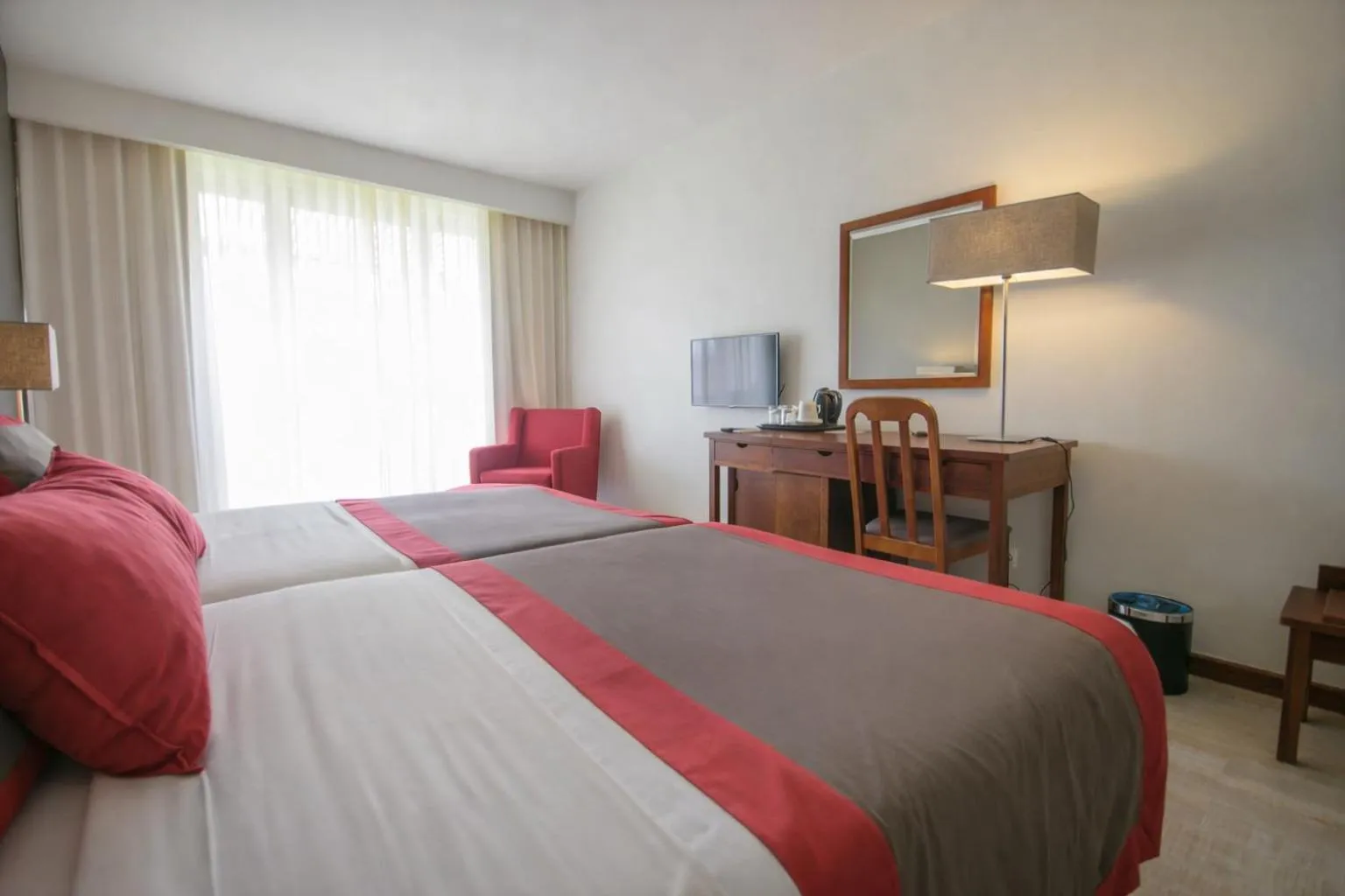 Bed in Oasis Praiamar