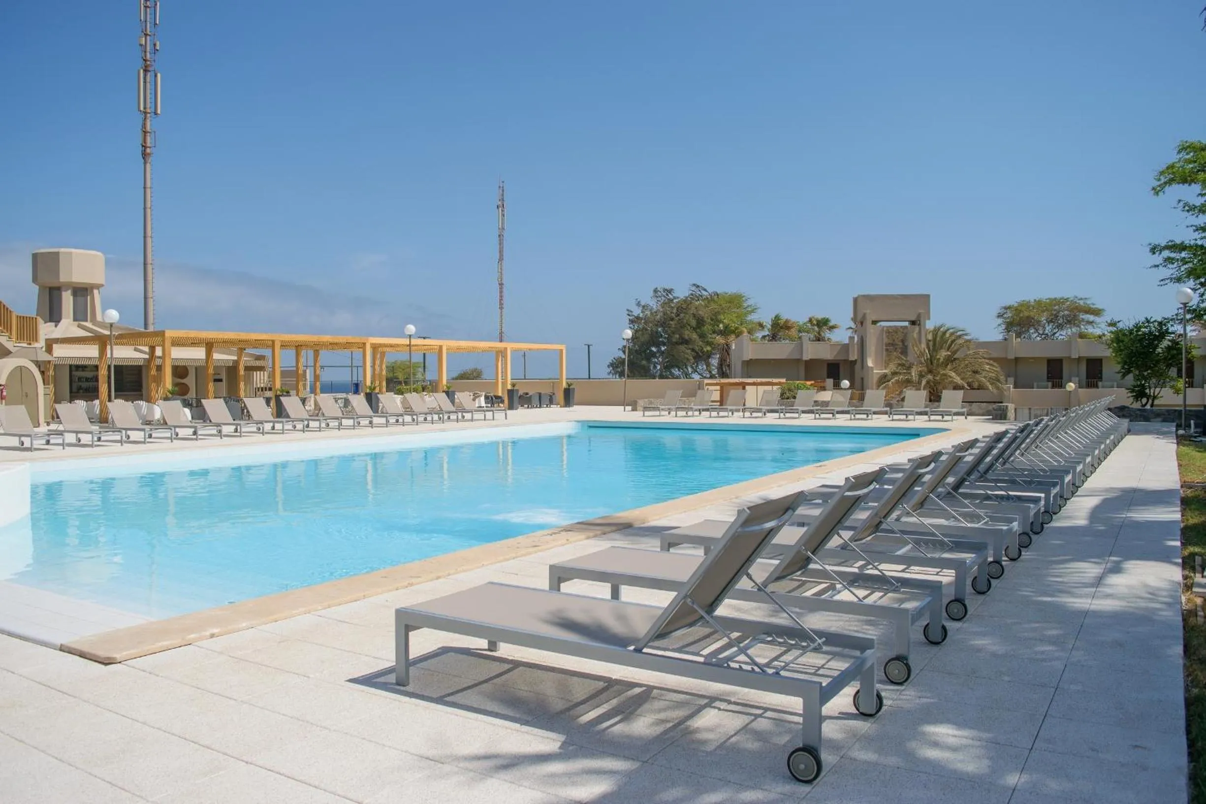 Pool view in Oasis Praiamar