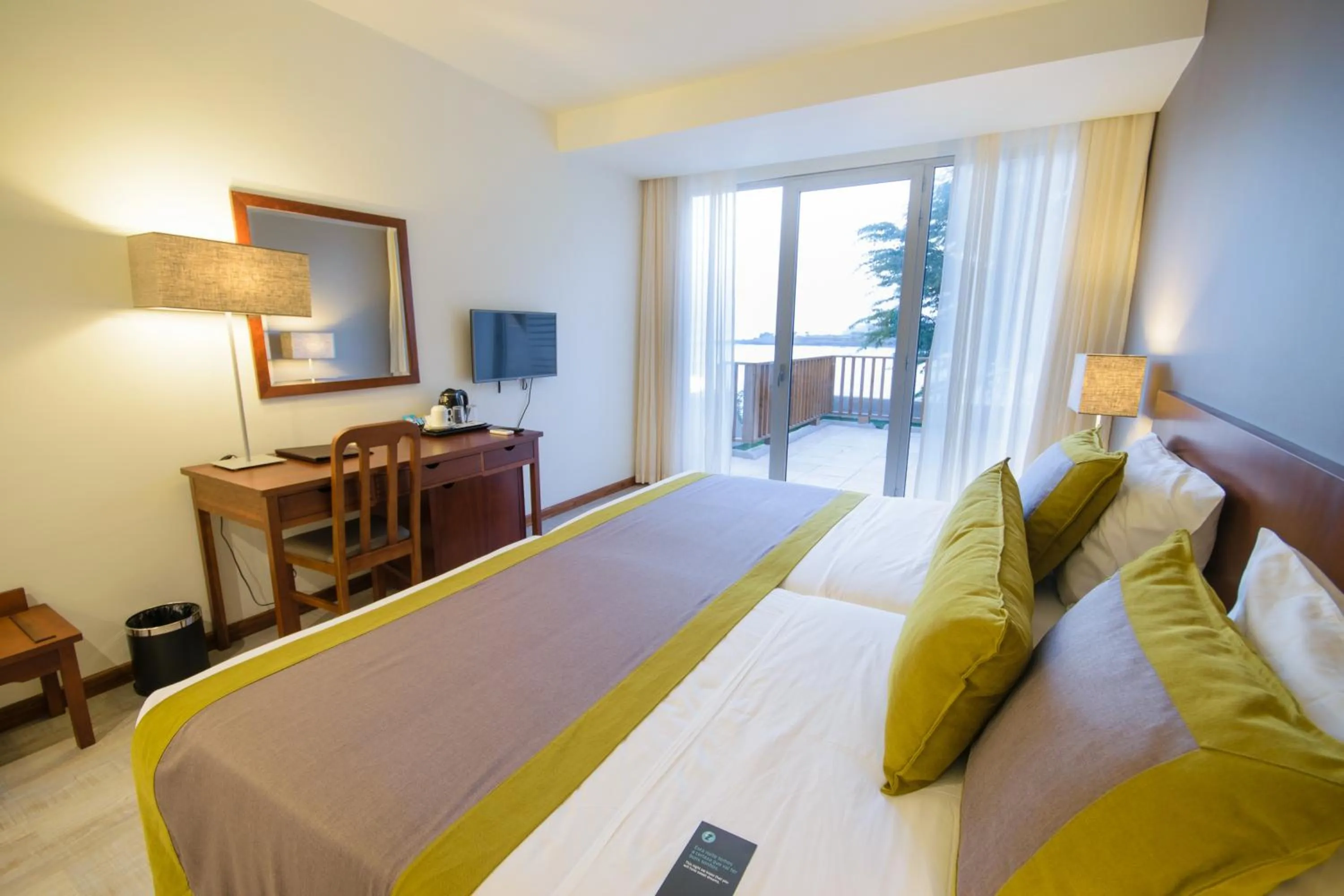 Bed in Oasis Praiamar