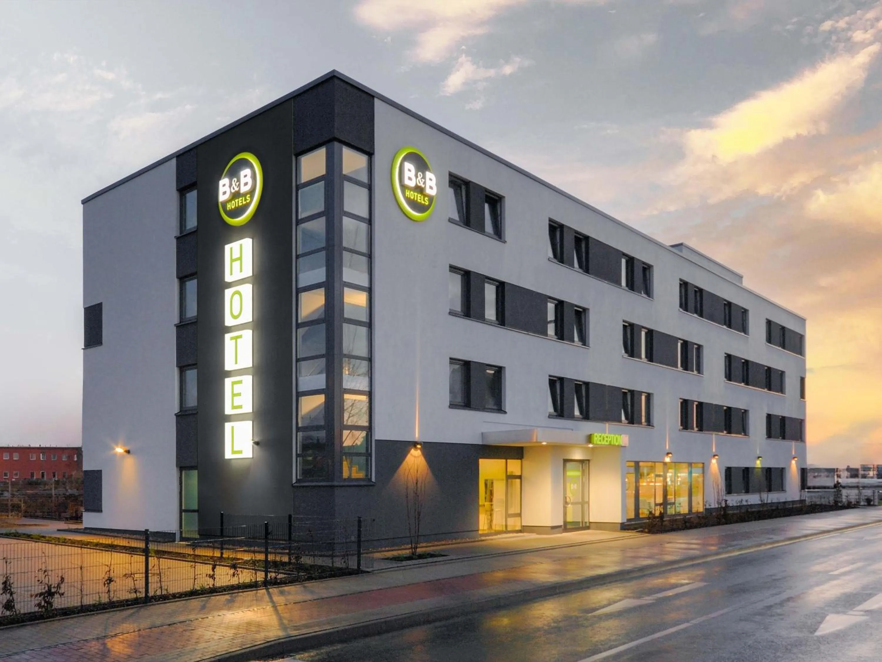 Property building in B&B Hotel Paderborn
