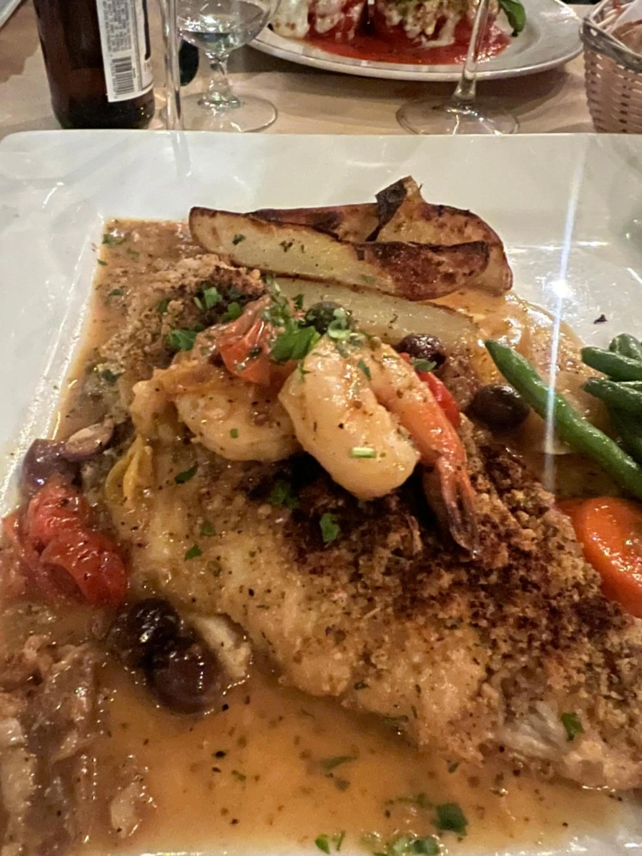 Restaurant/places to eat in Ocean Manor Tiki Sunset Retreat