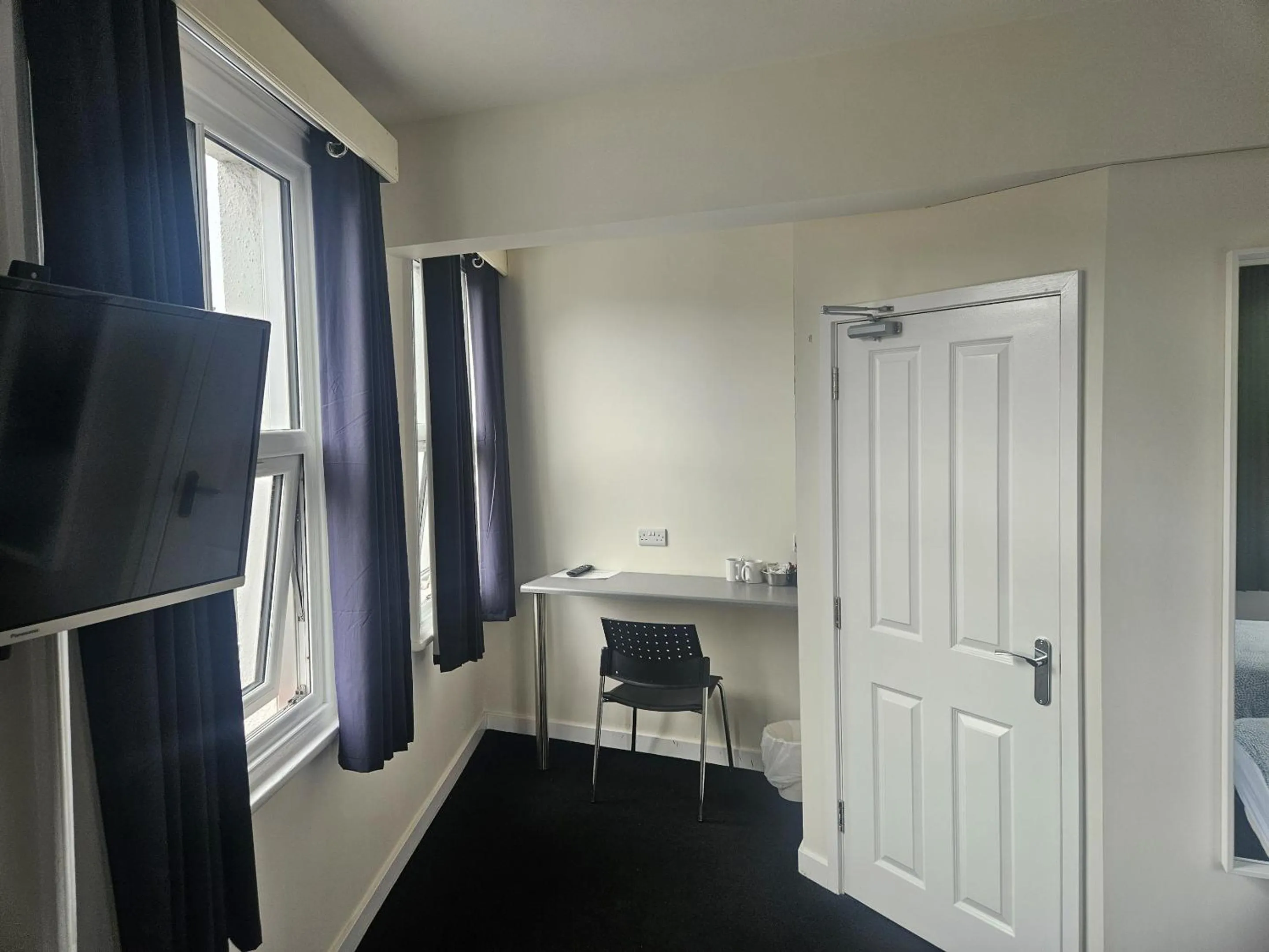 Bedroom in The Swan Hotel