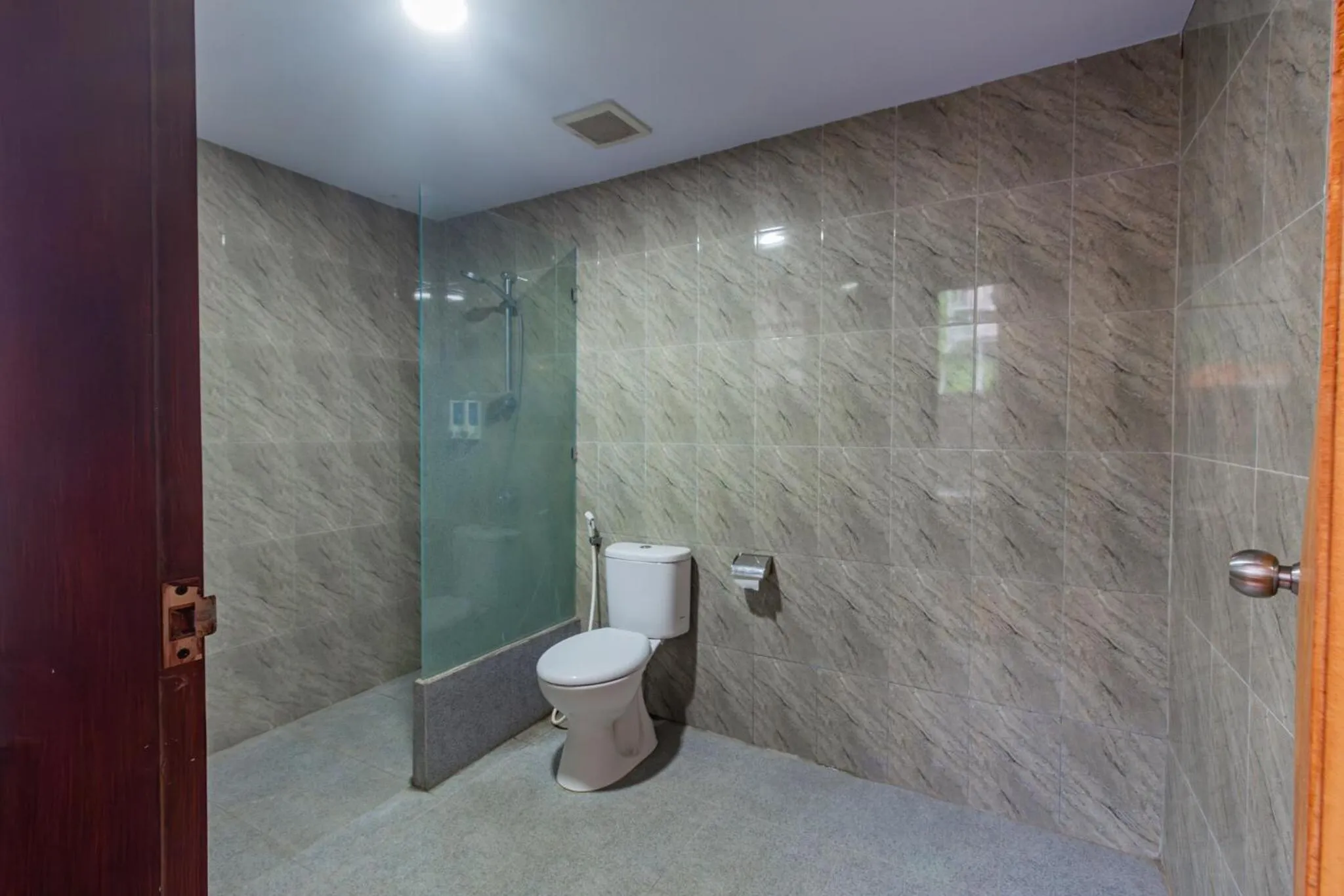 Bathroom in Belvilla Serenity Resort