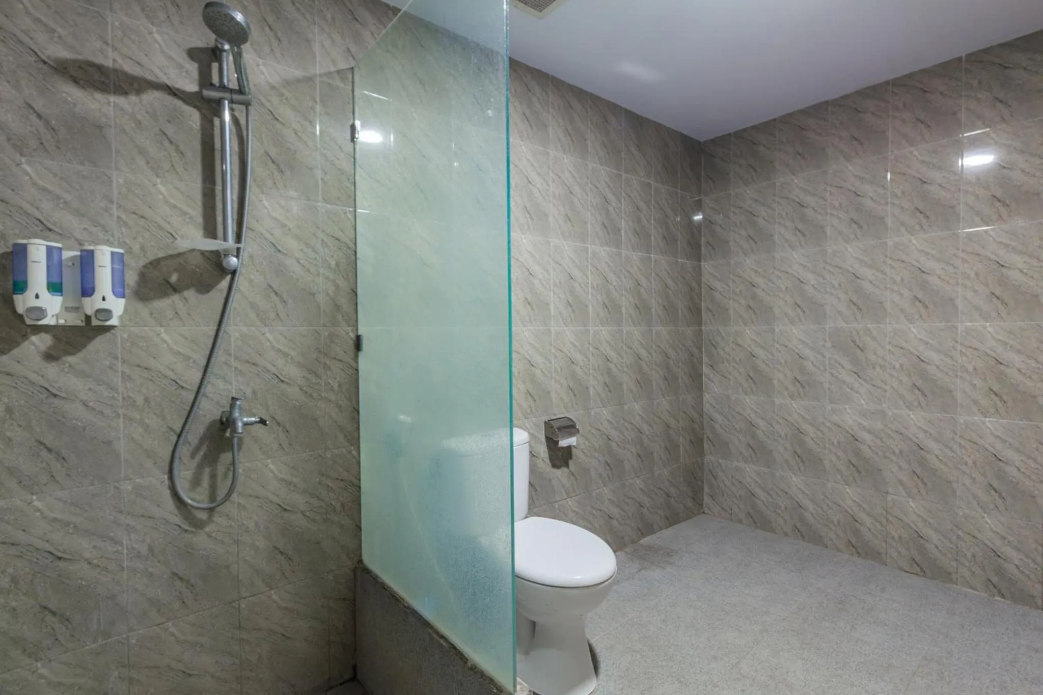 Bathroom in Belvilla Serenity Resort