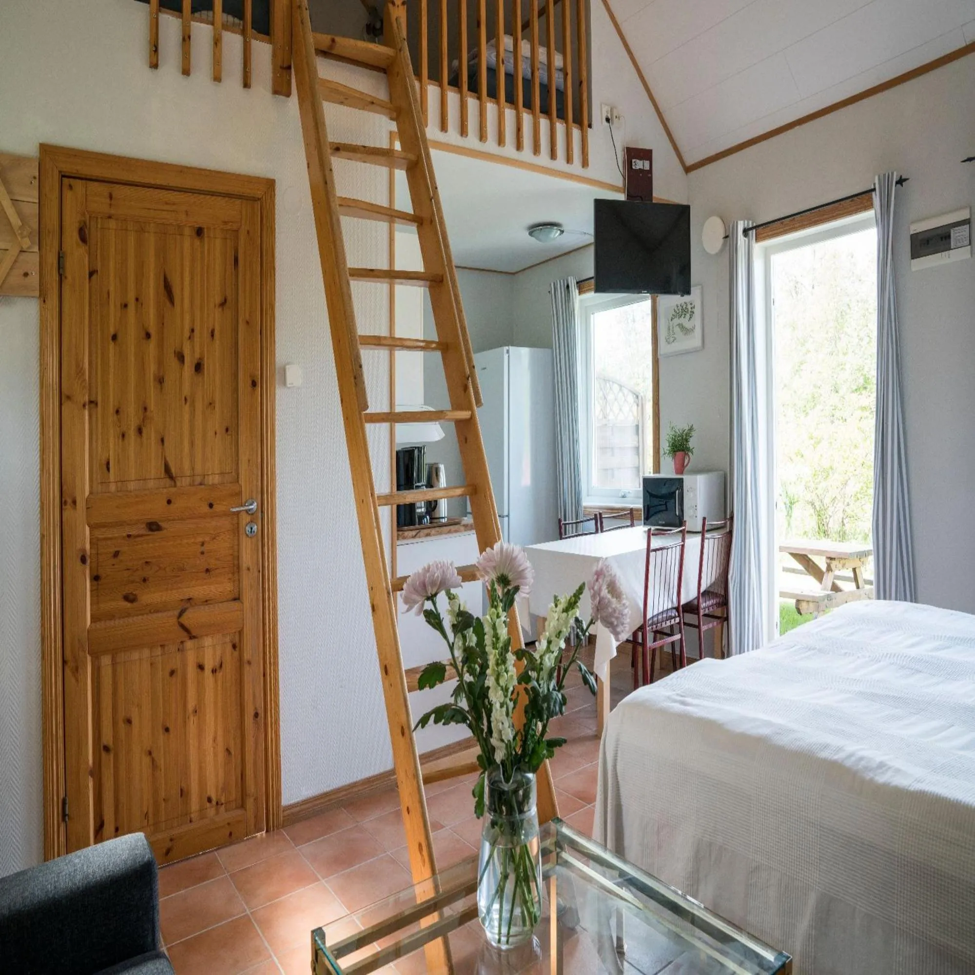 Bed in Solstickan Hotell & Vandrarhem