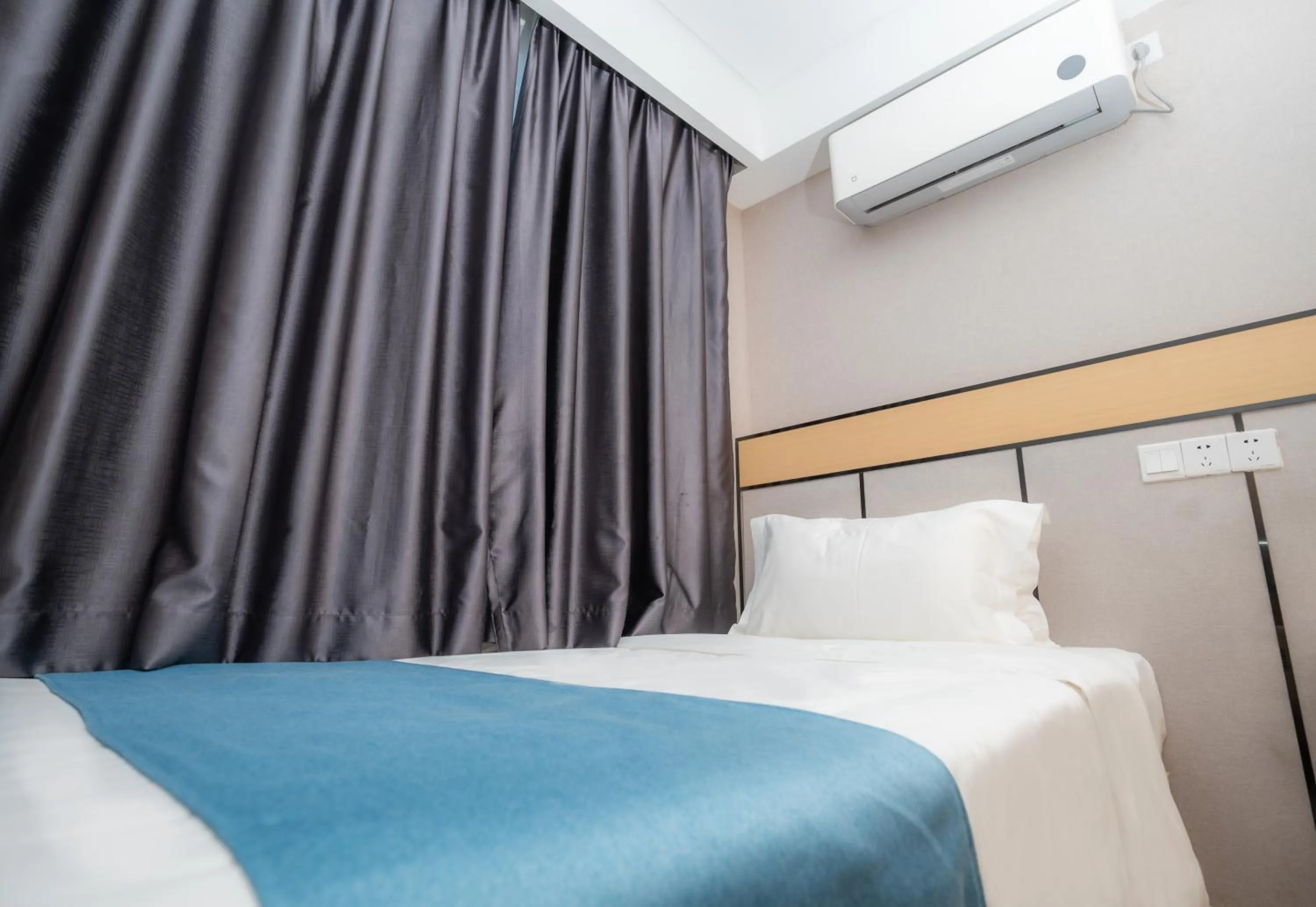 Family Suite with Balcony in ARK HOTEL