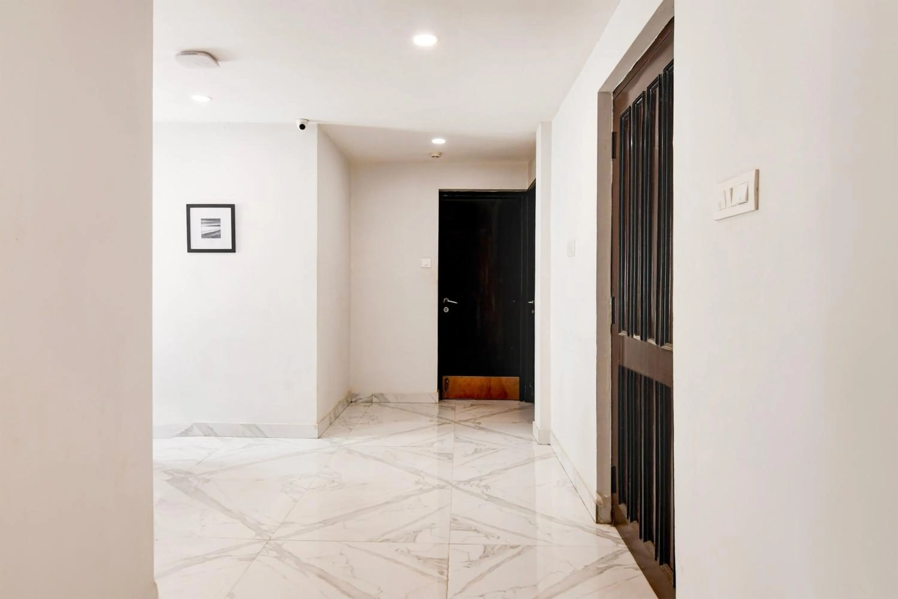 Lobby or reception in Super Collection O Bisarjan Ghat Formerly Eden Rocks