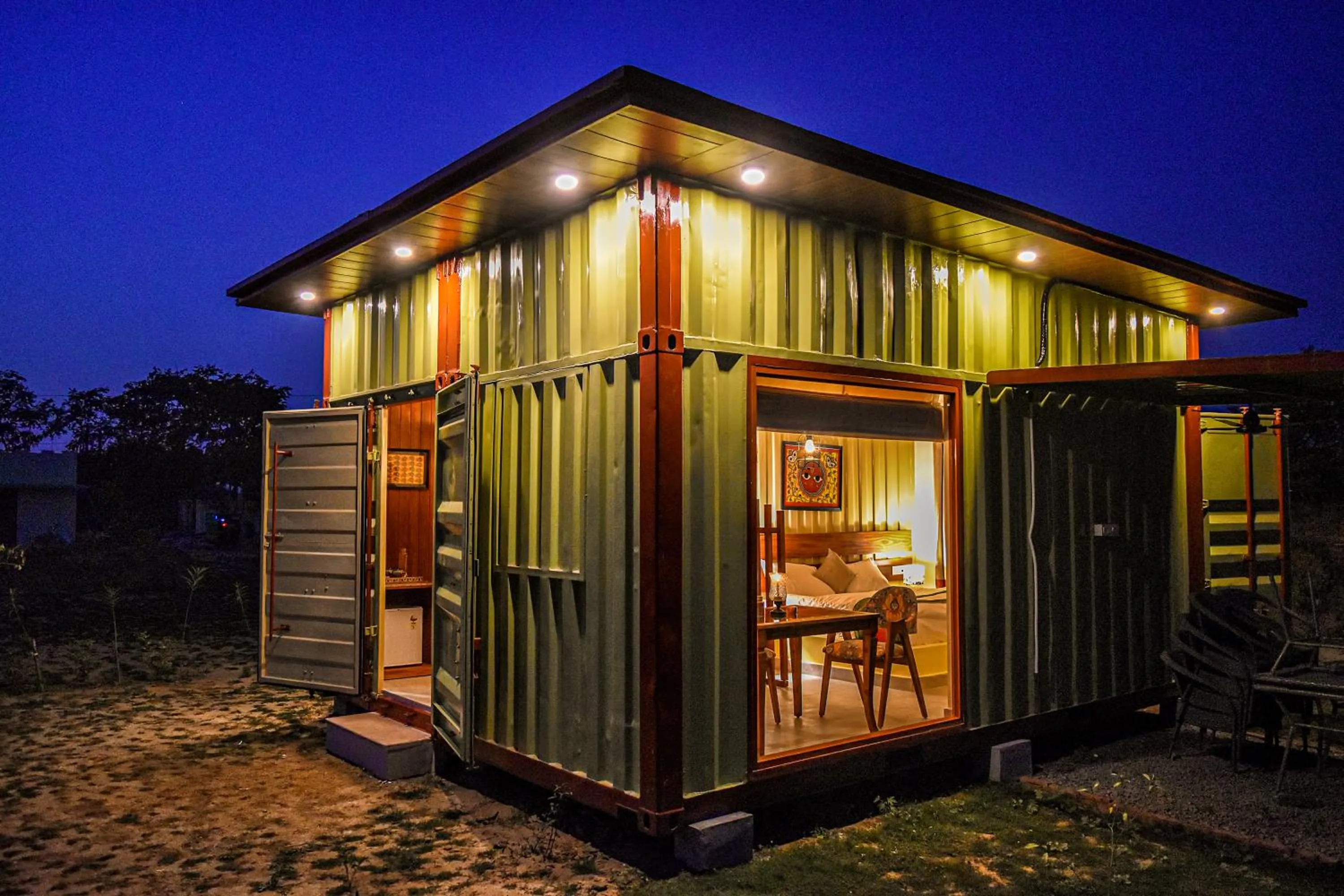 Garden in Tree of Life Ecotainers Agra