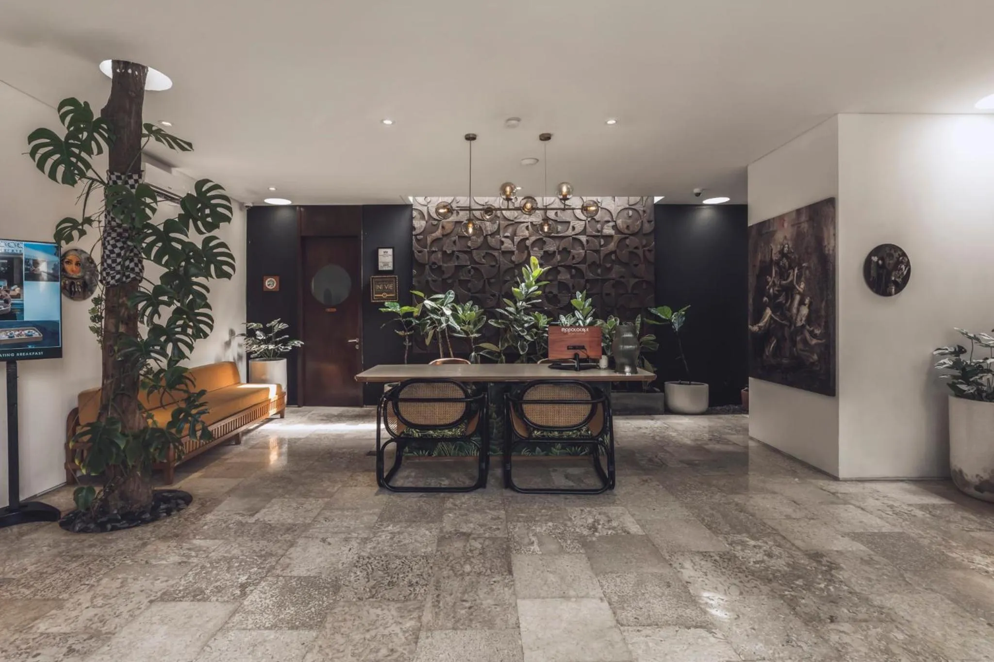 Lobby or reception in Monolocale Resort & Spa Seminyak by Ini Vie Hospitality