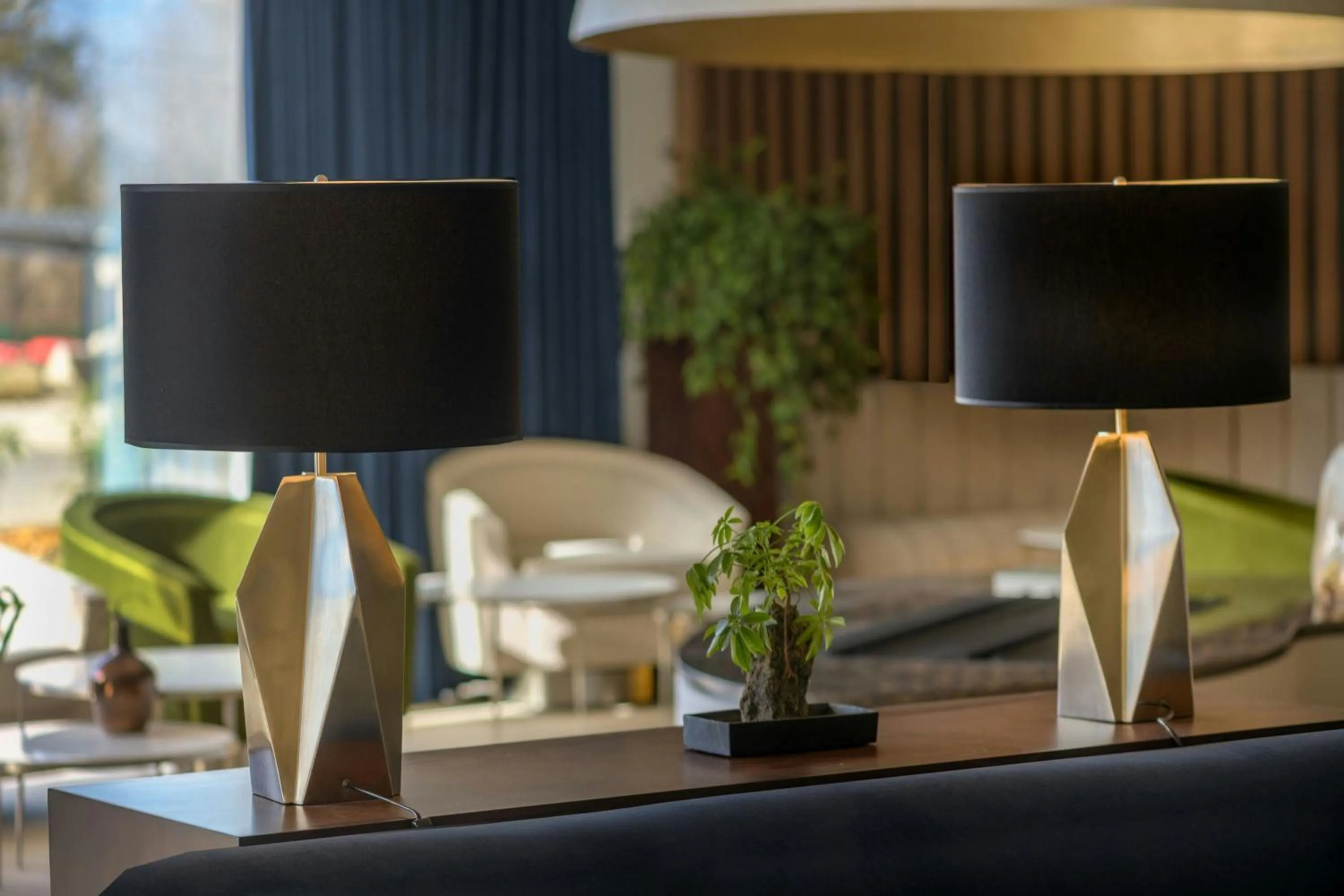 Lounge or bar in AC Hotel by Marriott Saint-Julien-en-Genevois