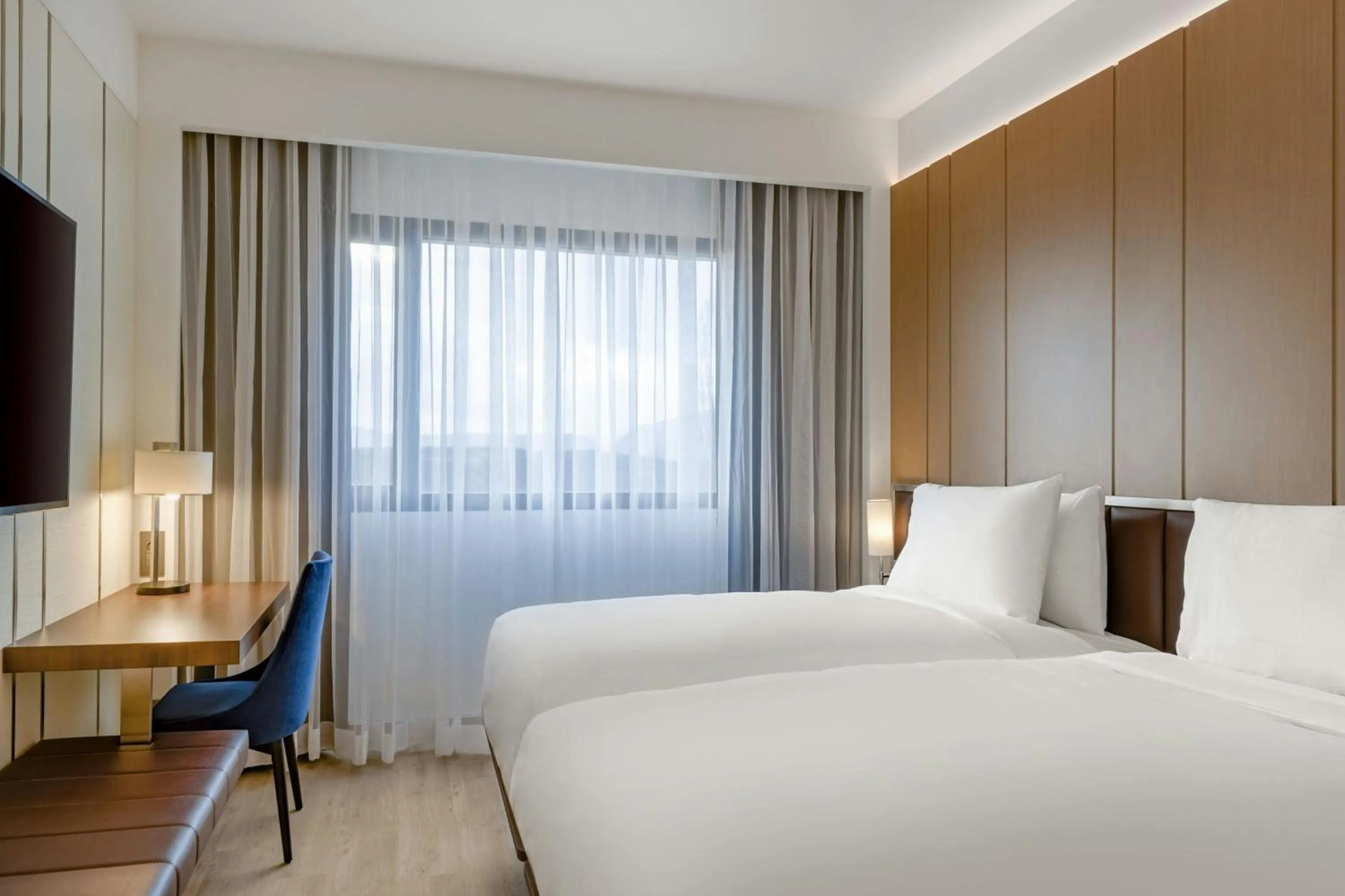 Bedroom, Bed in AC Hotel by Marriott Saint-Julien-en-Genevois