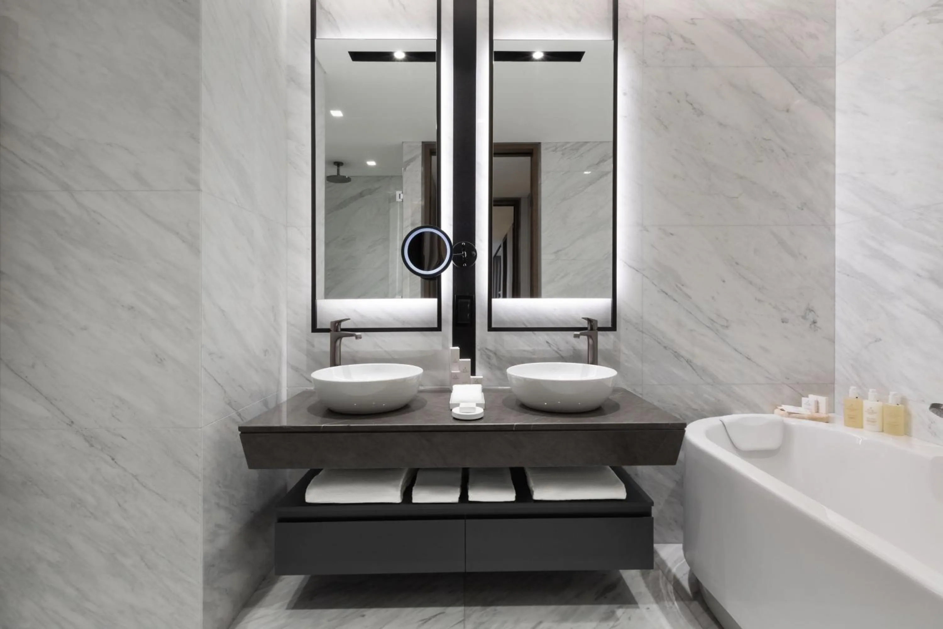 Bathroom in JW Marriott Hotel Istanbul Marmara Sea