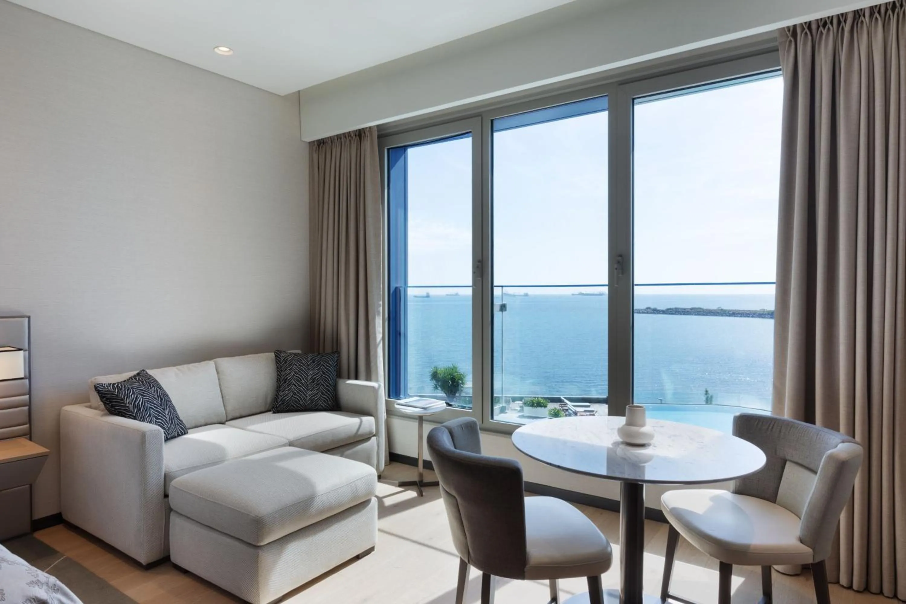 Living room in JW Marriott Hotel Istanbul Marmara Sea