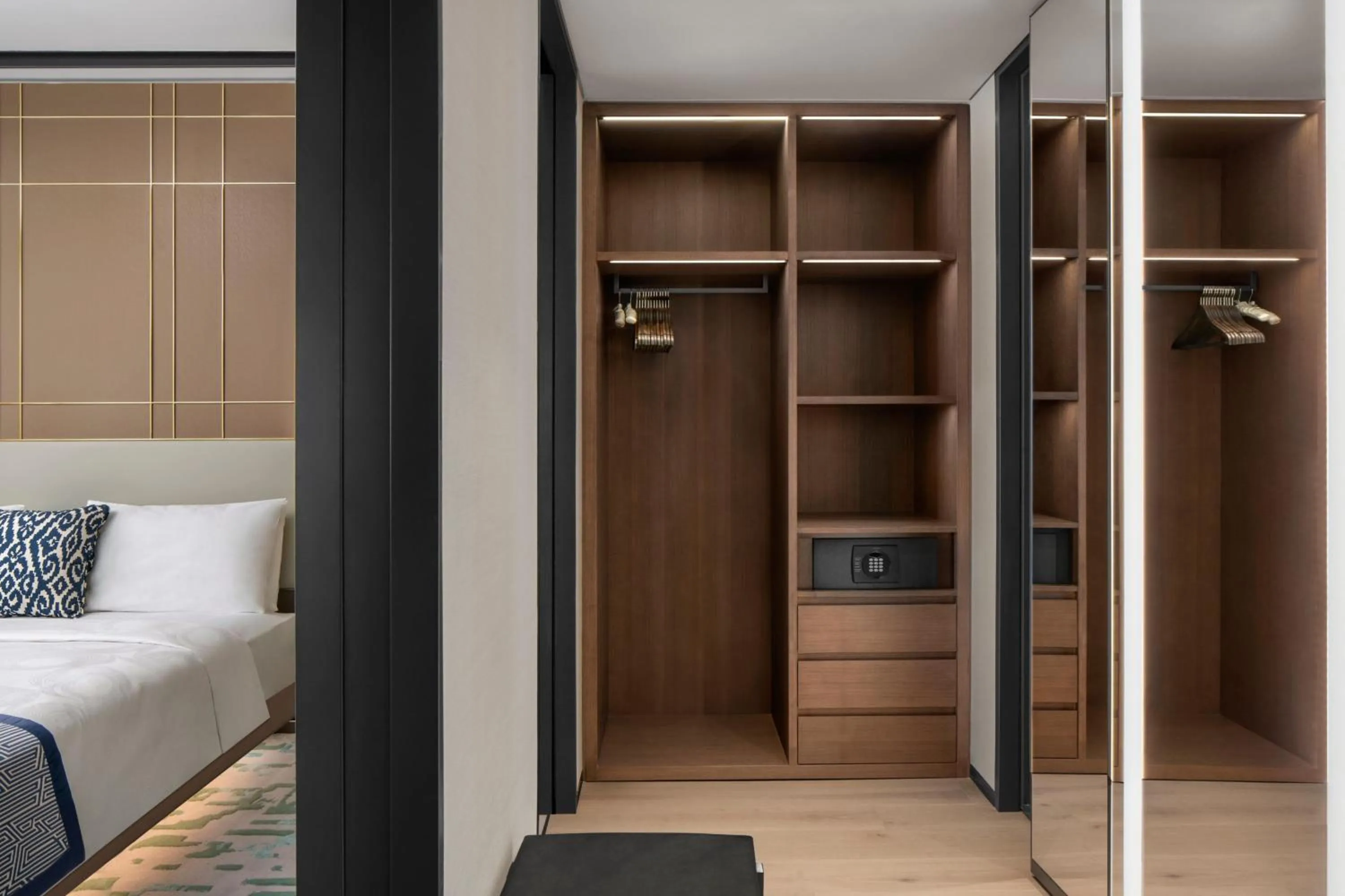 Photo of the whole room, Bed in JW Marriott Hotel Istanbul Marmara Sea