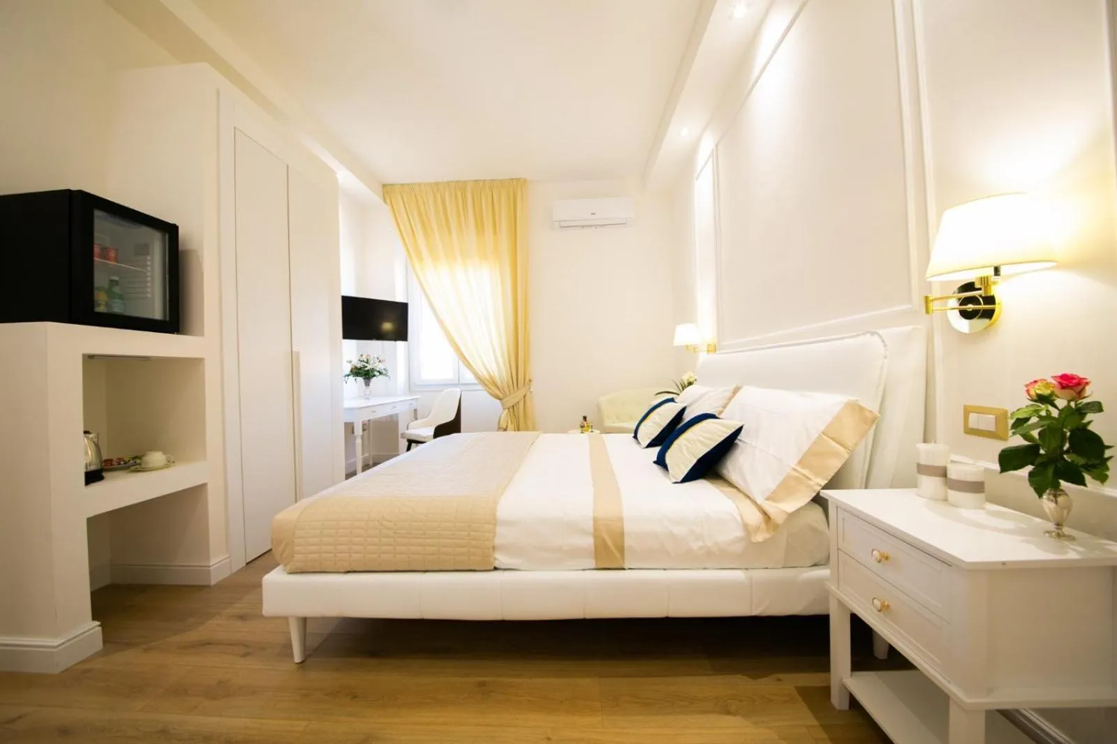 Photo of the whole room in Viale Italia Boutique Rooms