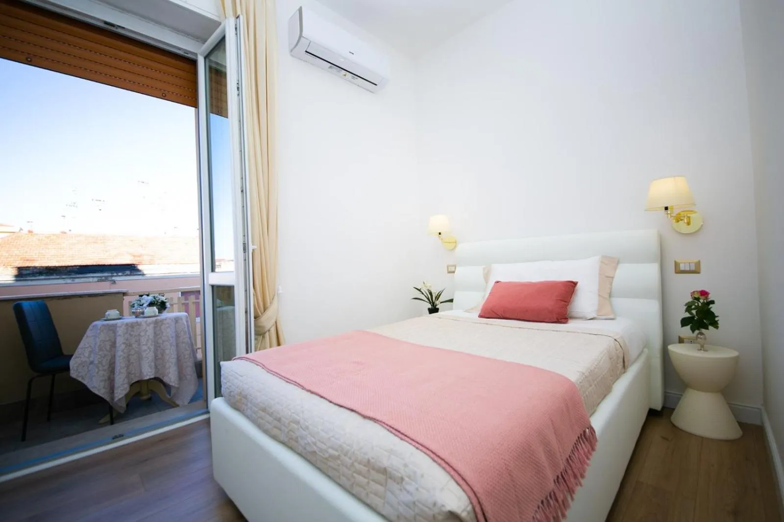 Viale Italia Boutique Rooms