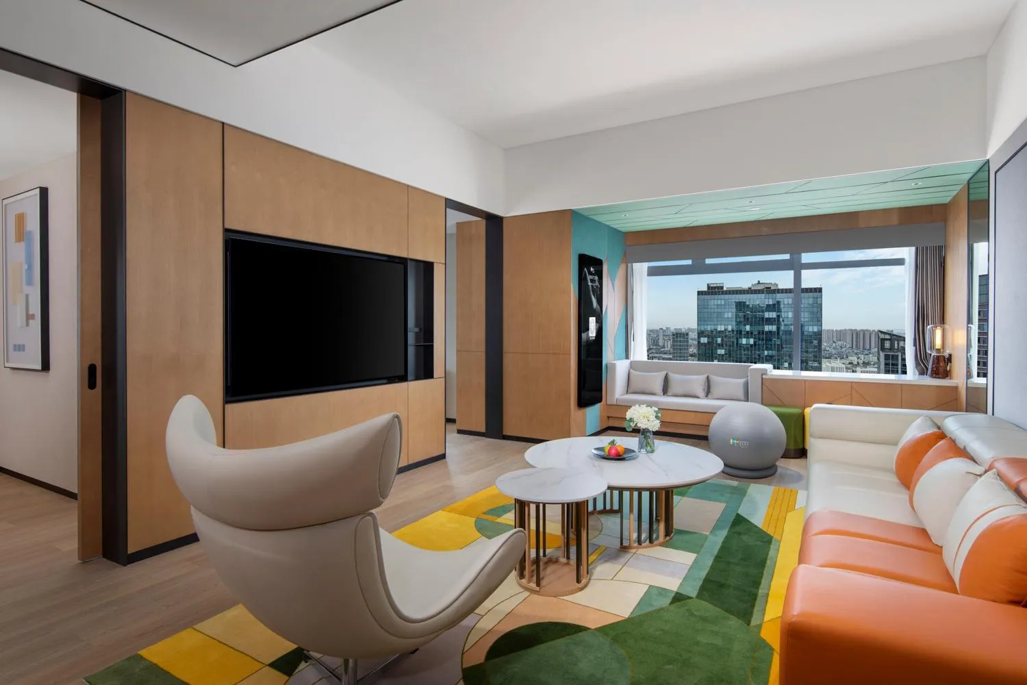 Seating area in EVEN Hotel Chengdu Jinniu by IHG