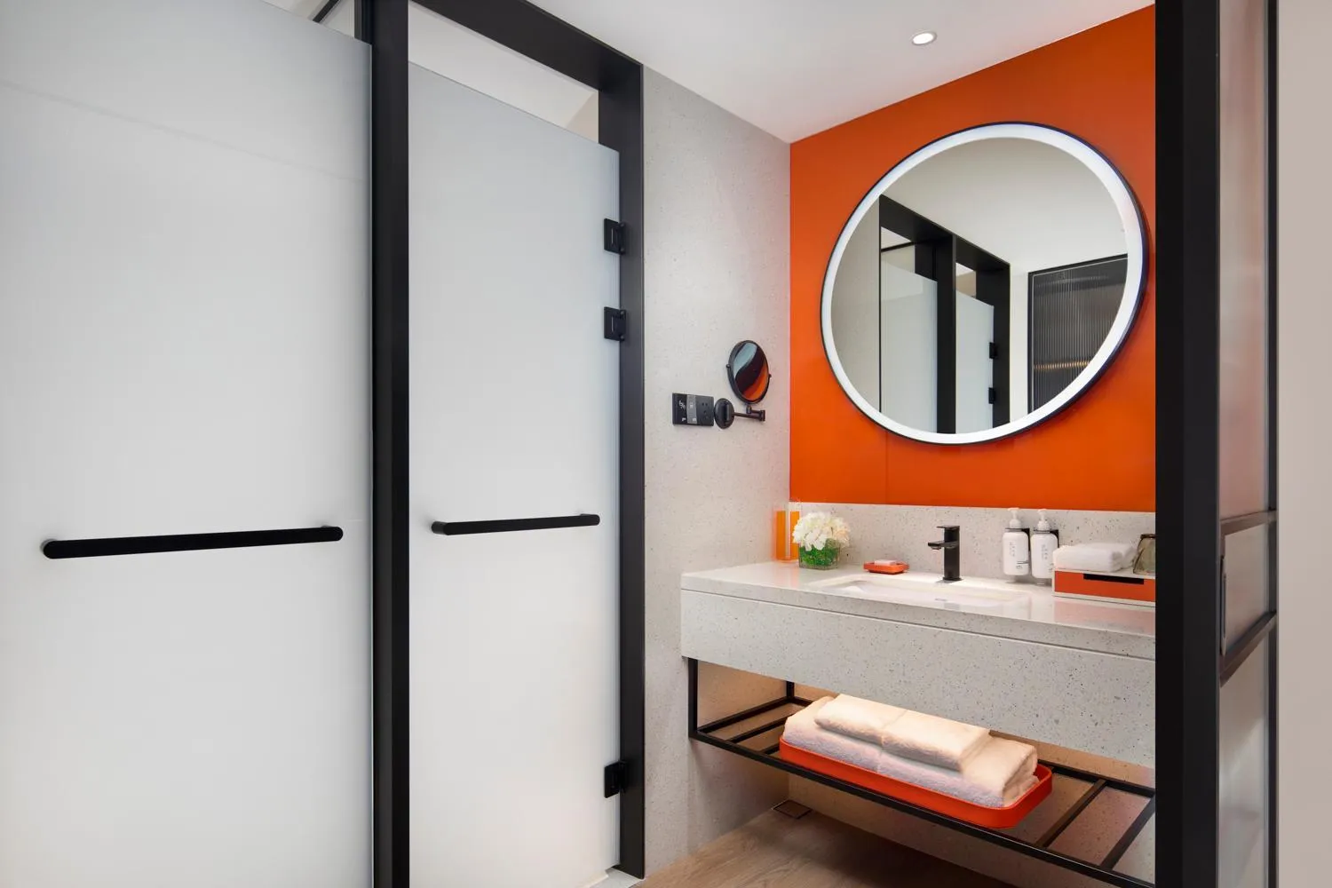 Bathroom in EVEN Hotel Chengdu Jinniu by IHG