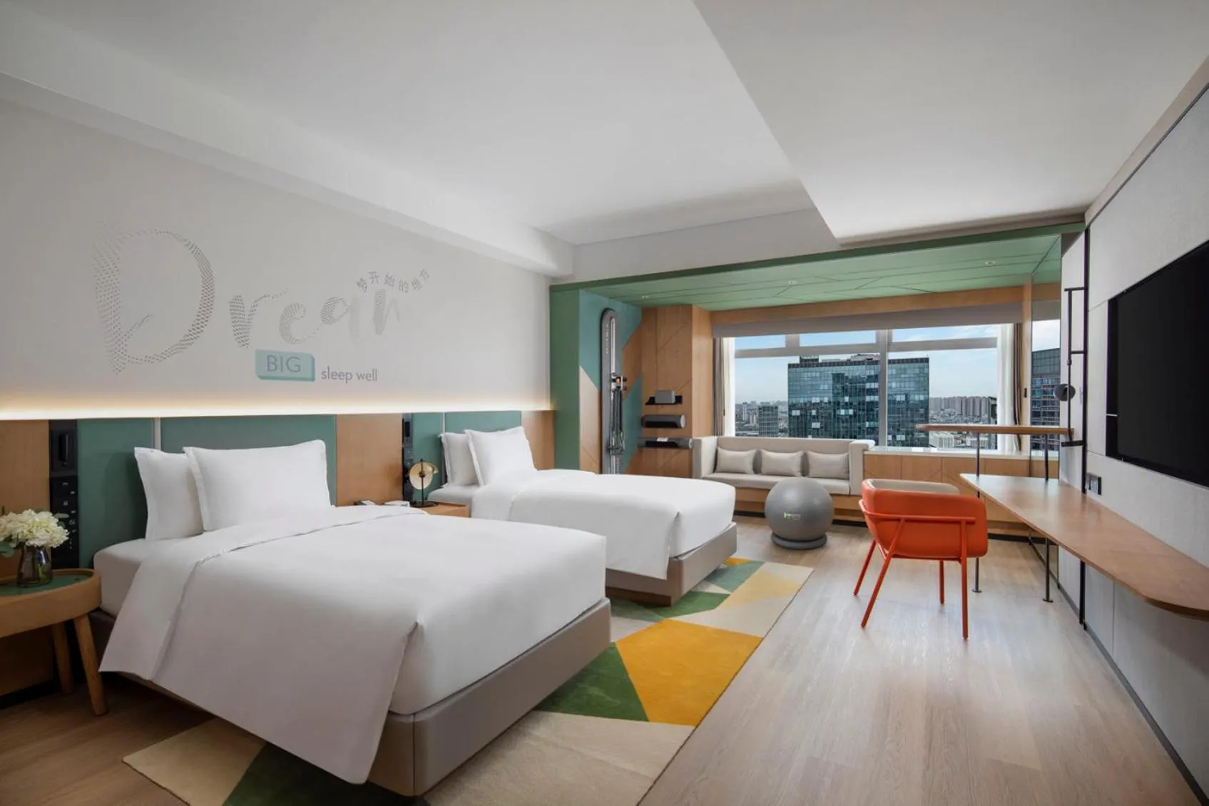 Photo of the whole room, Bed in EVEN Hotel Chengdu Jinniu by IHG