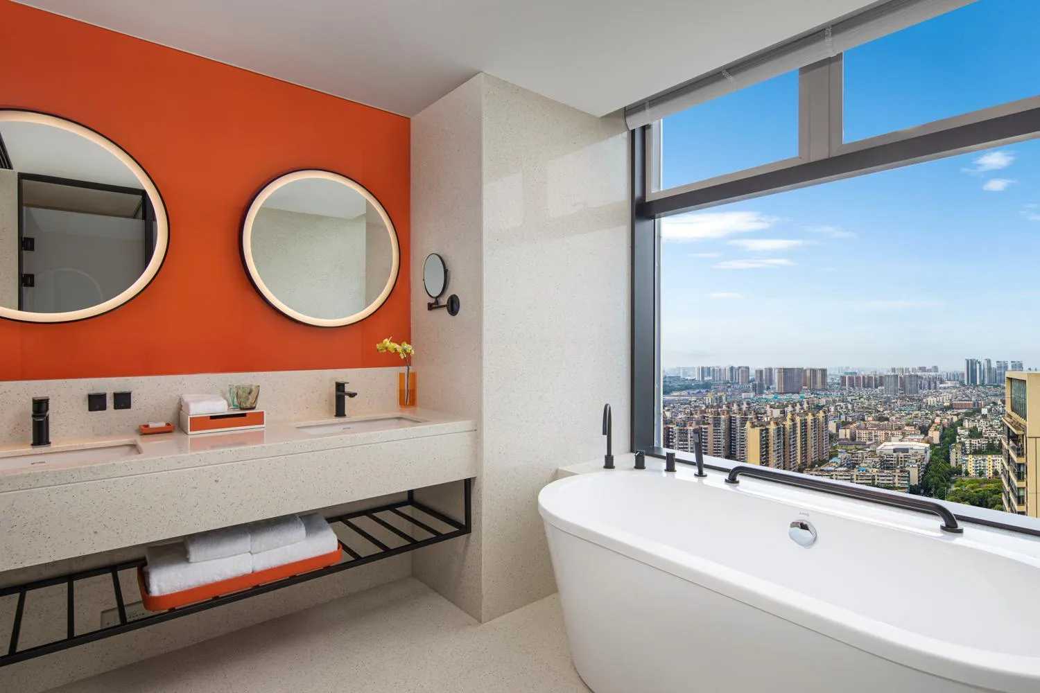 Bathroom in EVEN Hotel Chengdu Jinniu by IHG