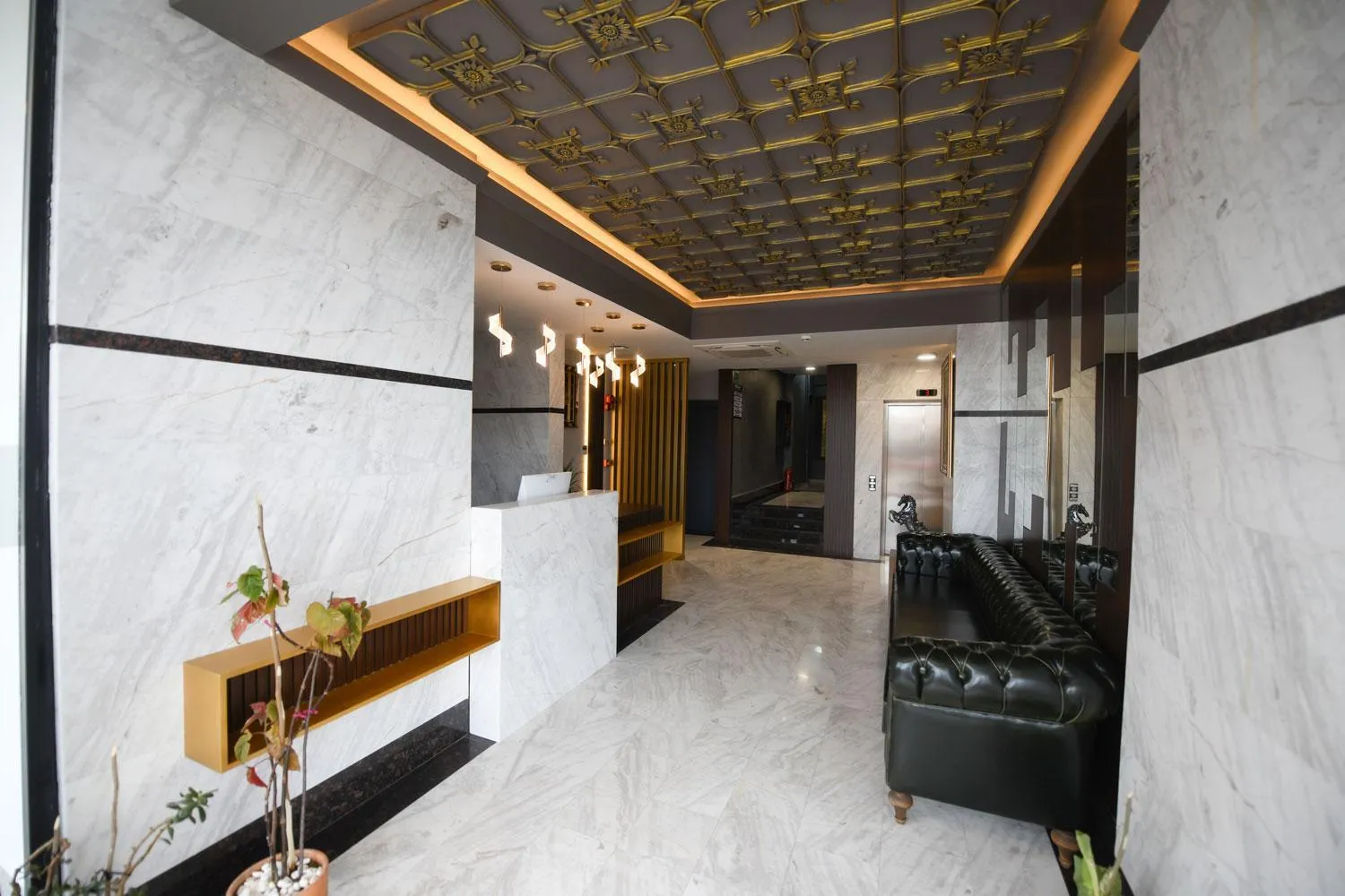 Lobby or reception in REF İNN HOTEL