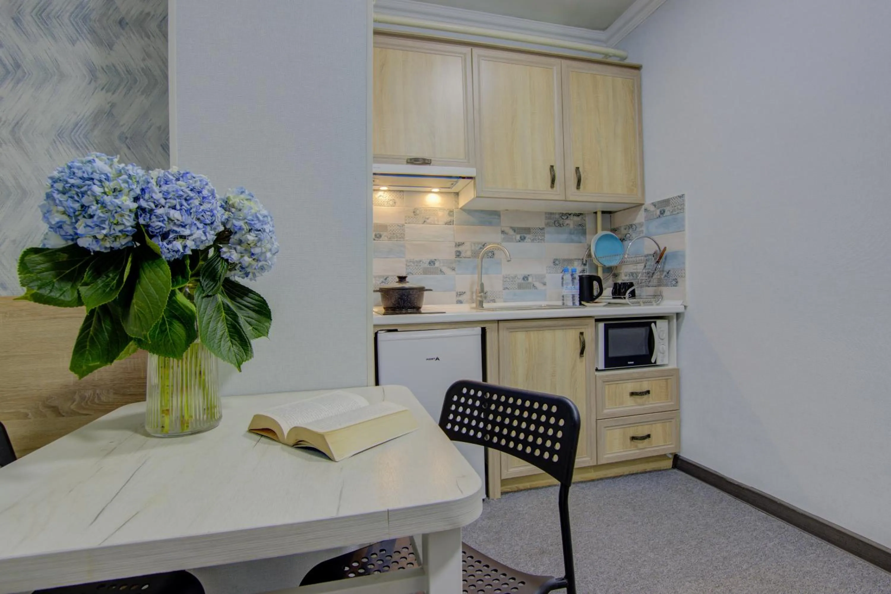 Kitchen or kitchenette in Viva Hotel