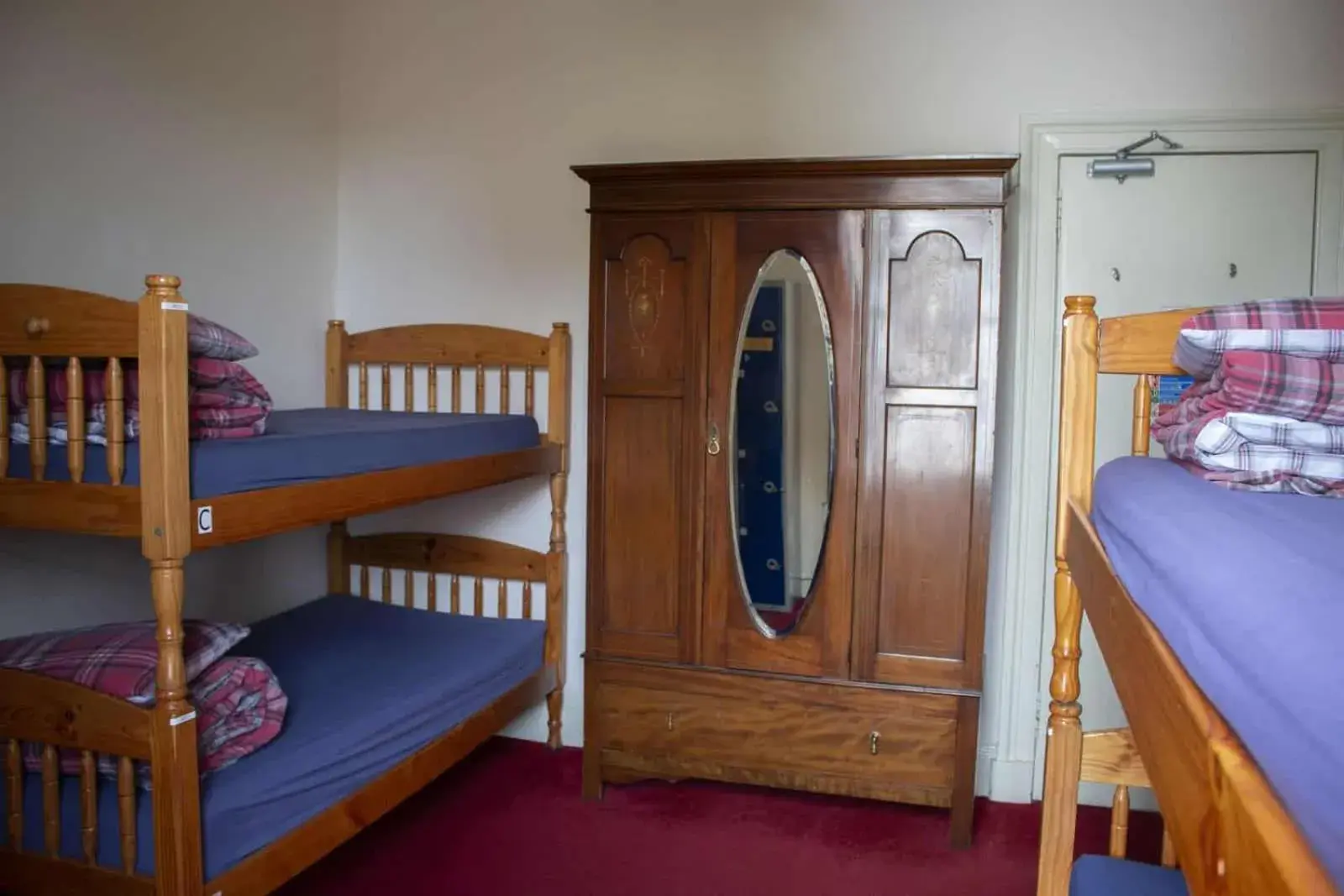 Bed in 4-Bed Female Dormitory Room in Argyle Backpackers Bed in 4-Bed Female Dormitory Room in Argyle Backpackers