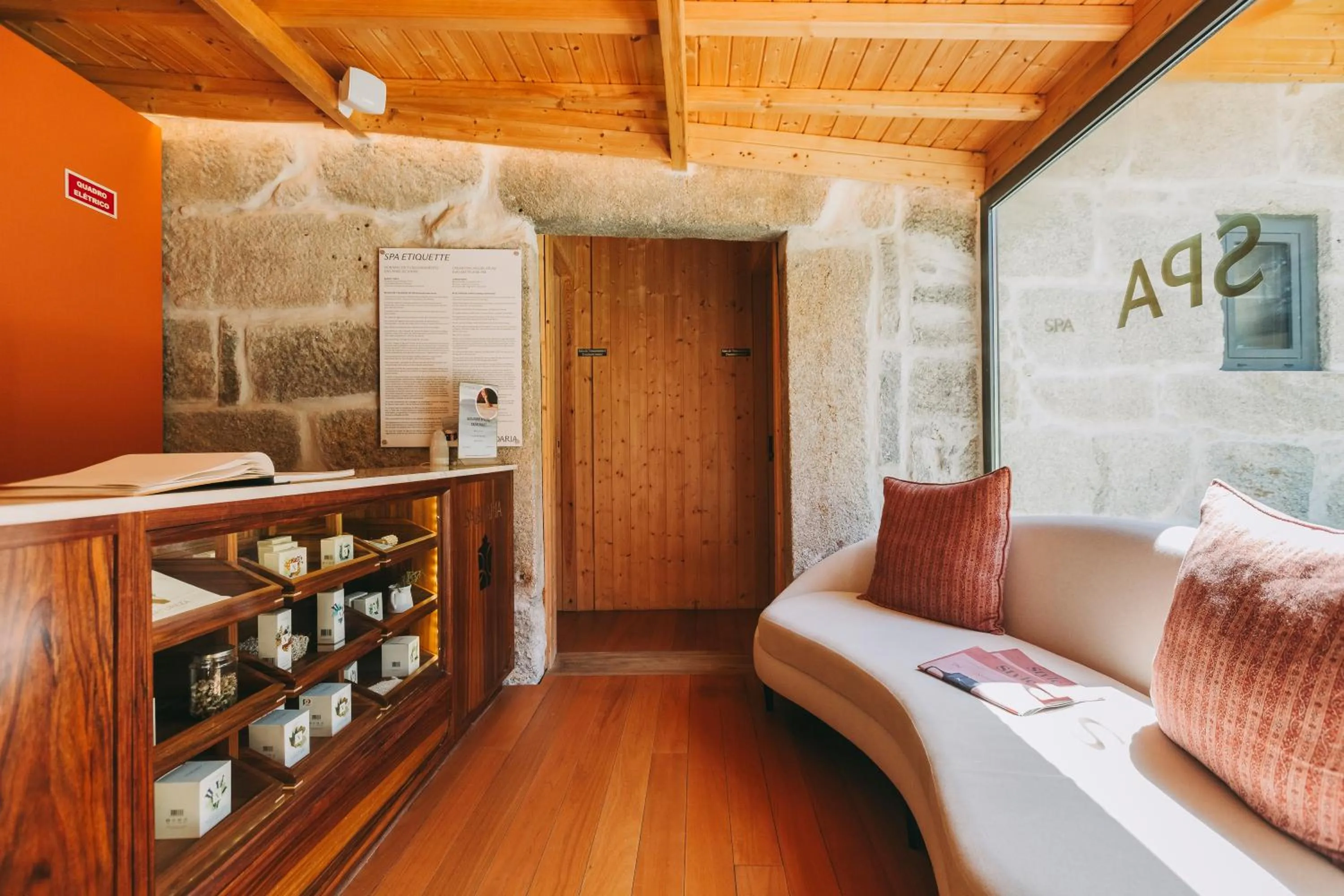 Spa and wellness centre/facilities in Torel Saboaria