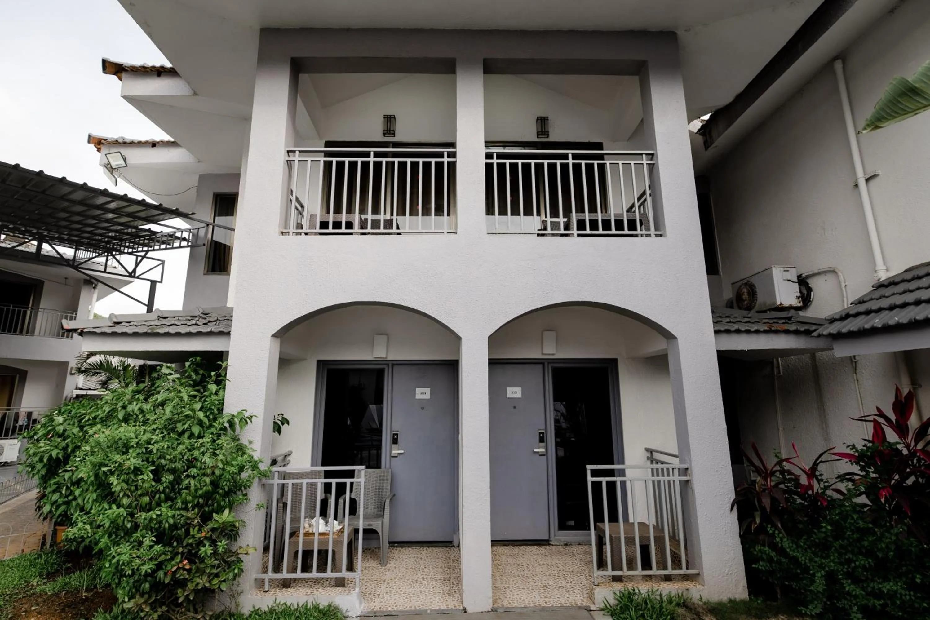 Garden in Regenta Baywatch Resort, Goa