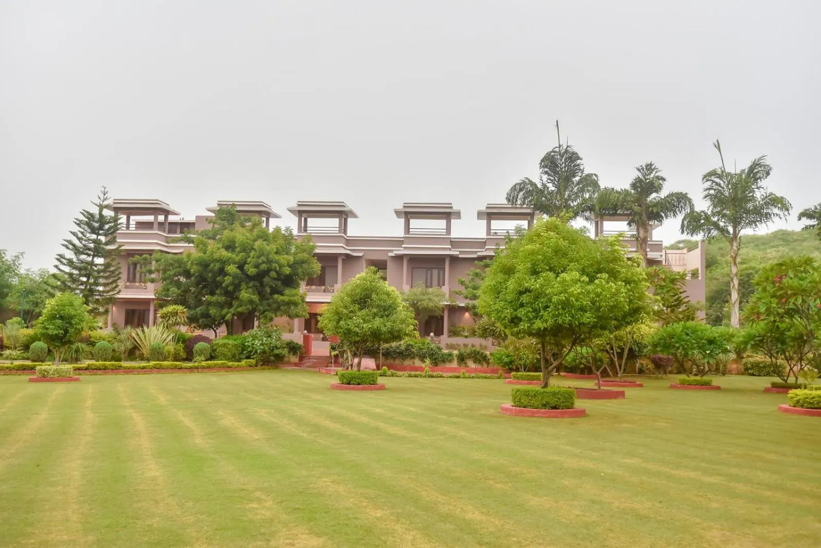 Garden view in Araliayas Resort & Spa