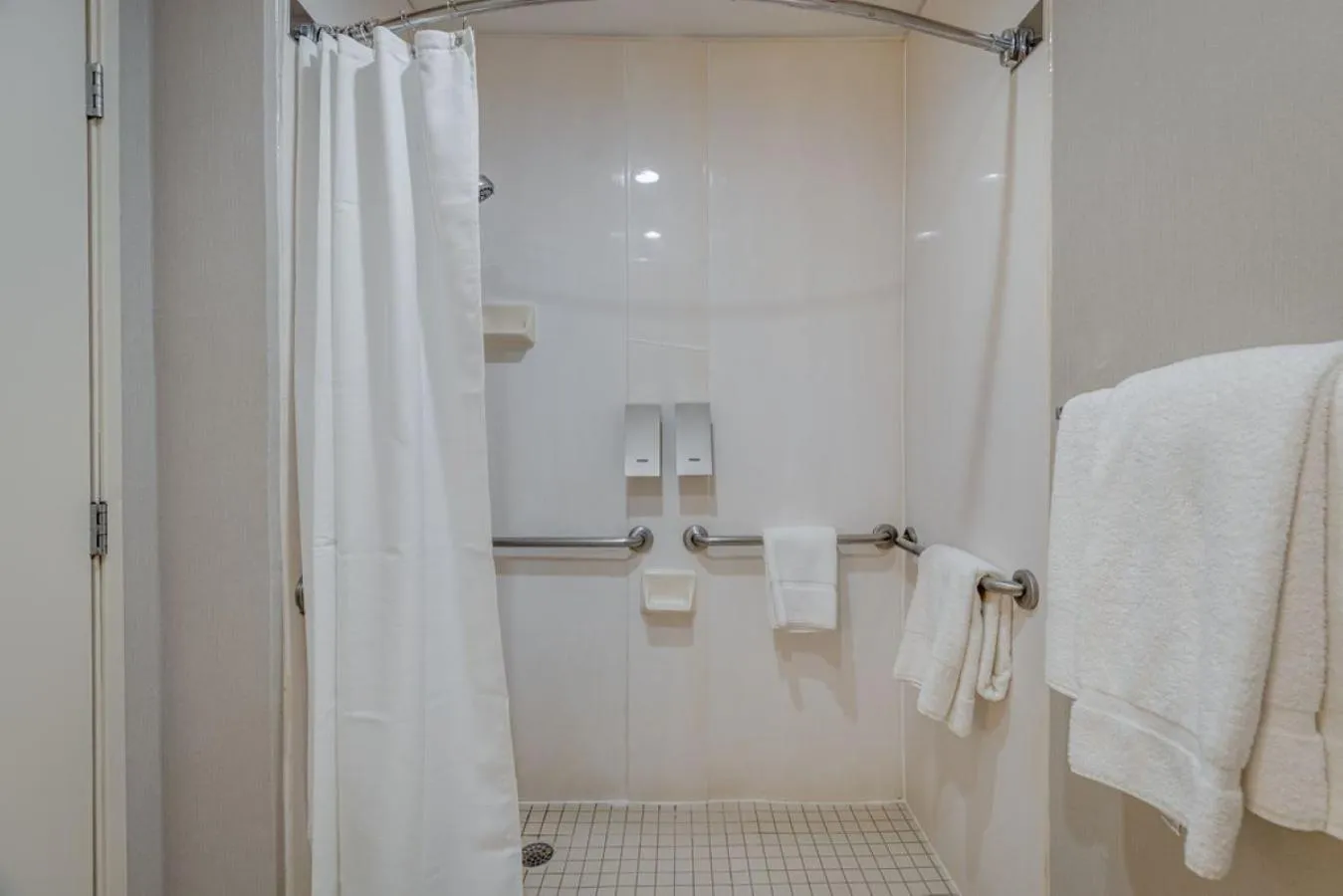 Shower in MySuites Lawton