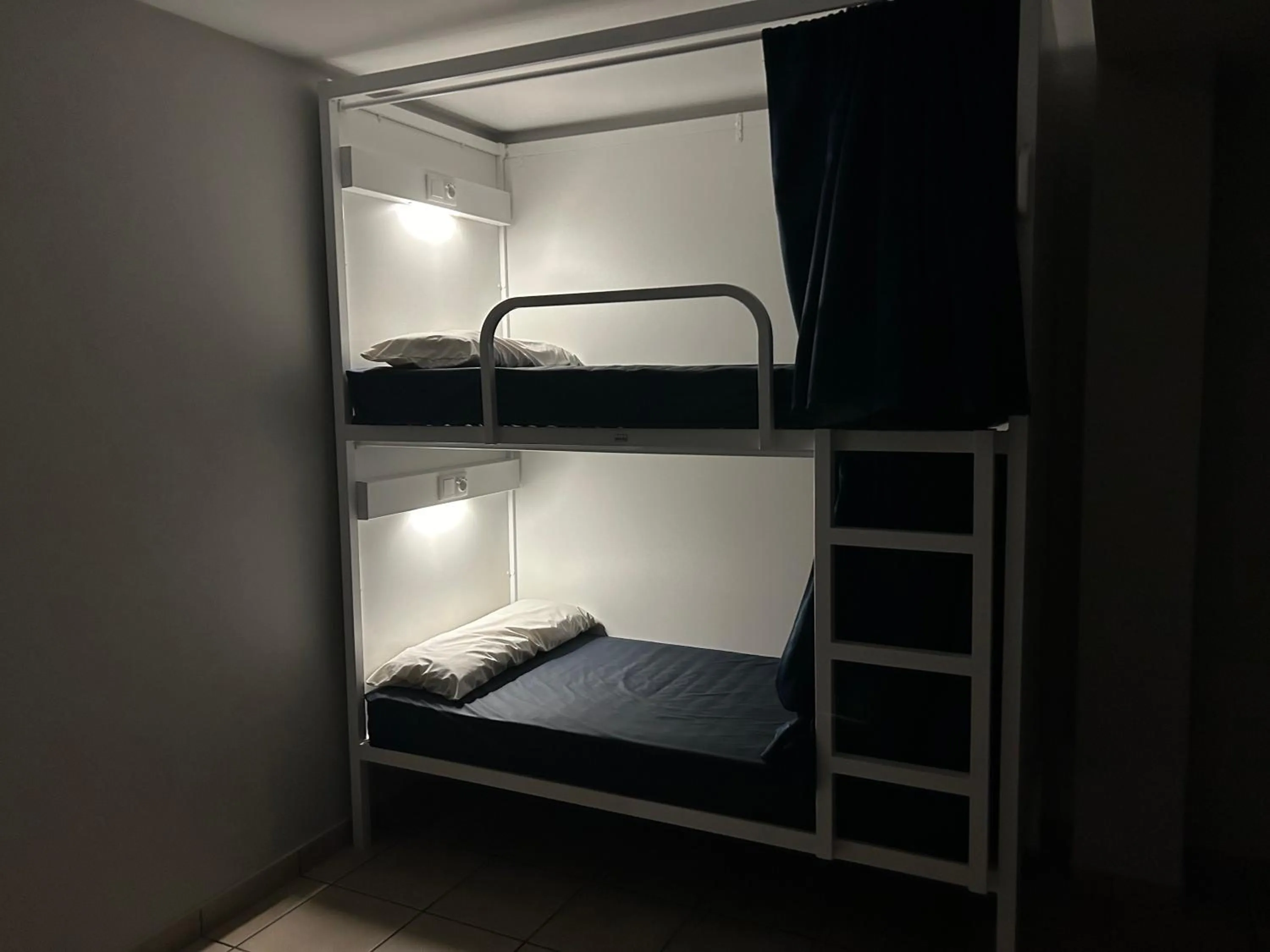 Bed in Albergue San Anton