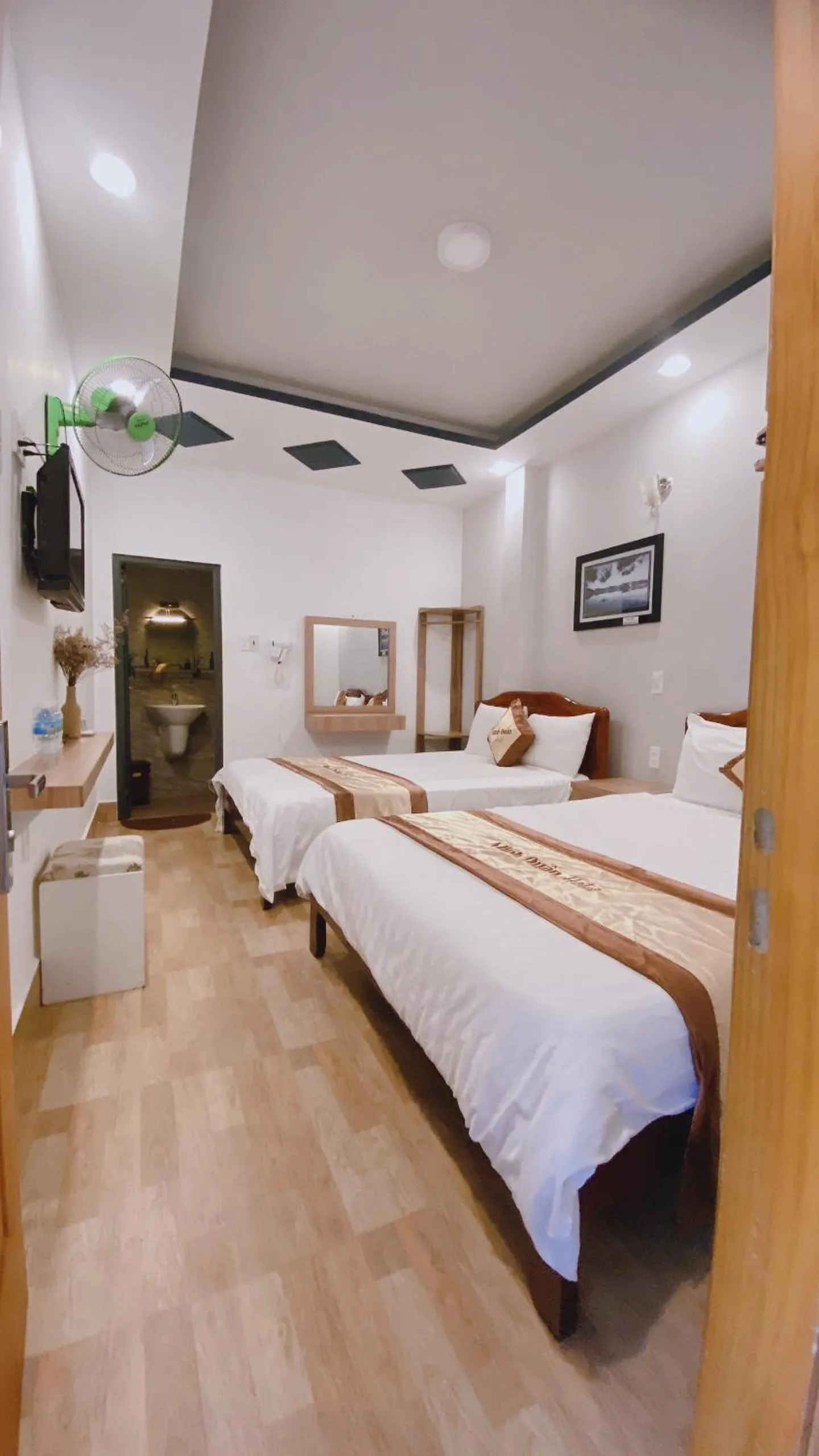 Photo of the whole room, Bed in Minh Quan Hotel