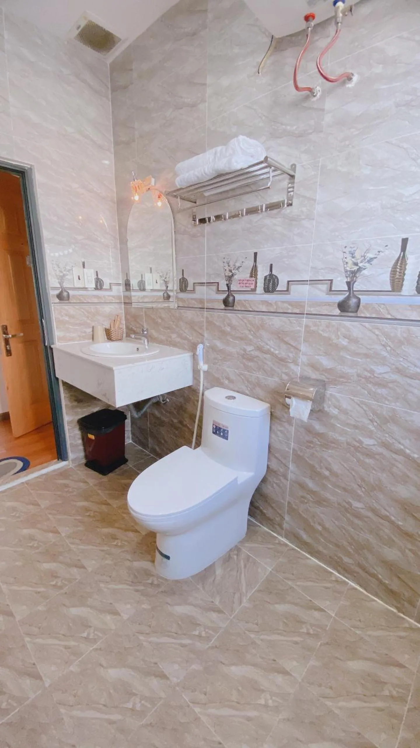 Bathroom in Minh Quan Hotel