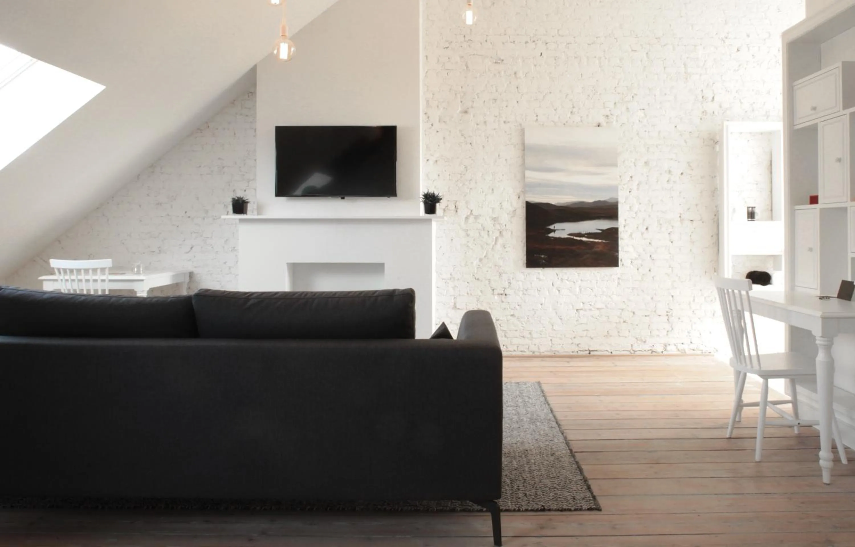 TV and multimedia in Maison Nationale City Flats & Suites