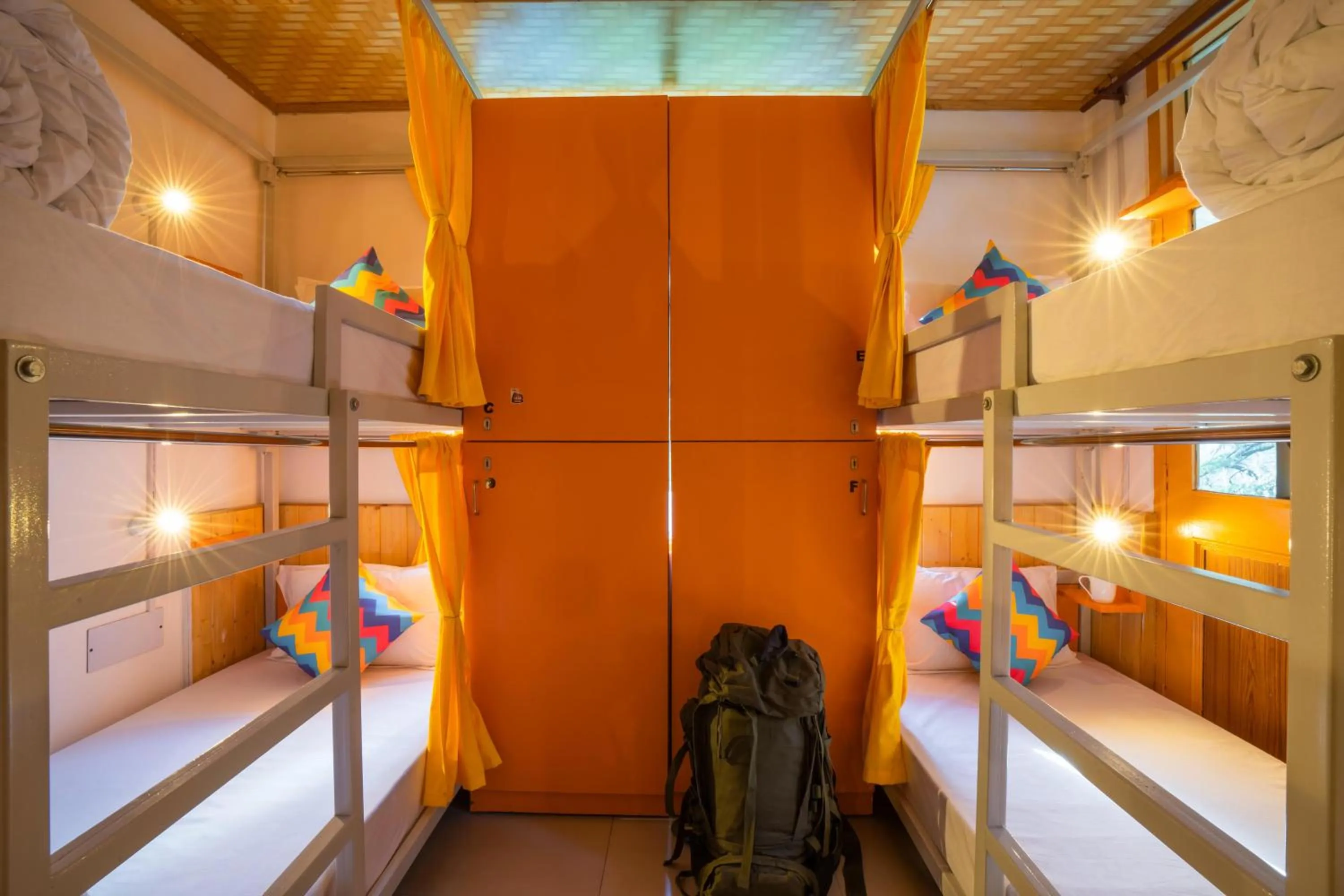 Bed in goSTOPS Kasol