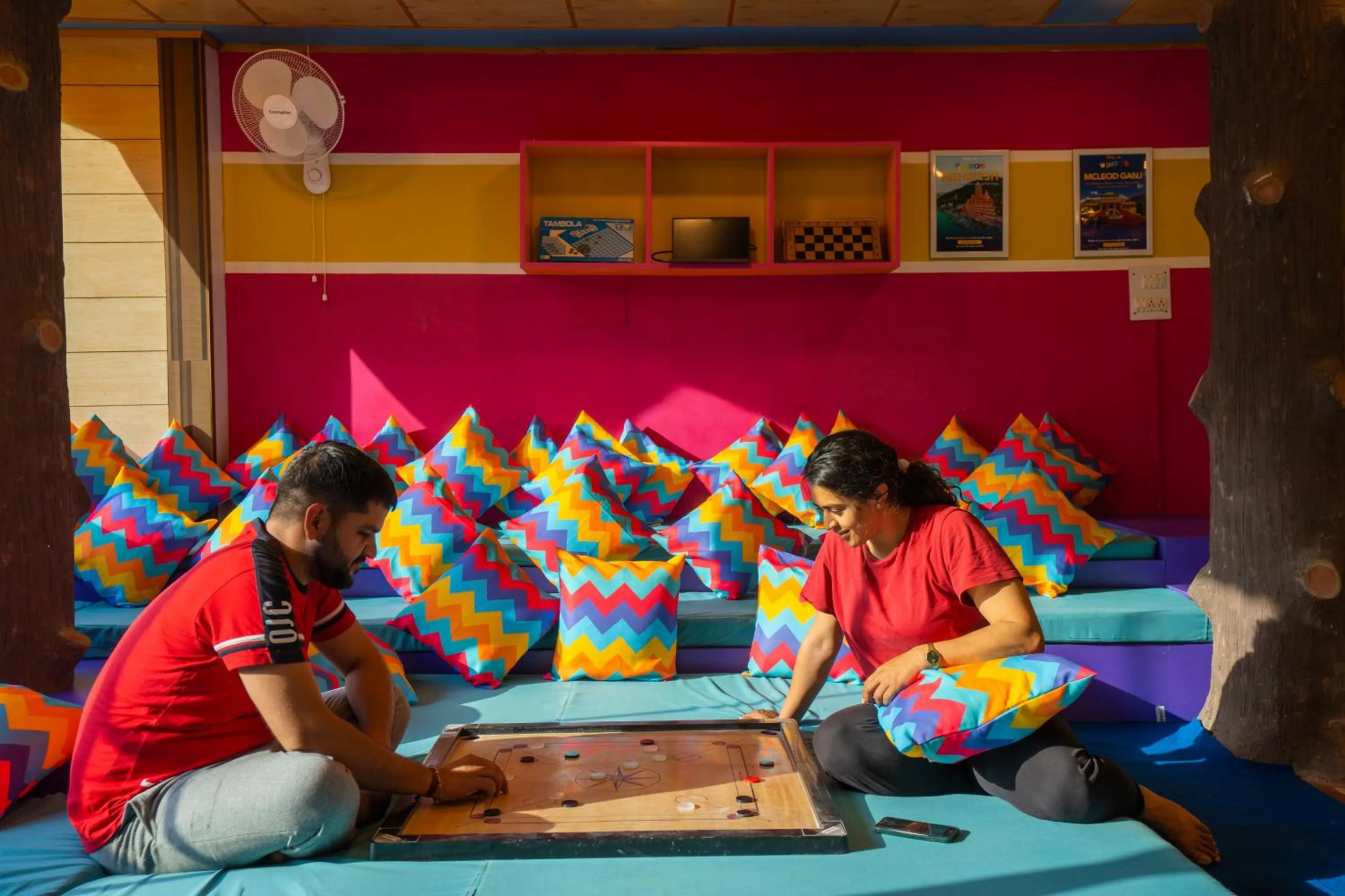 Seating area in goSTOPS Kasol