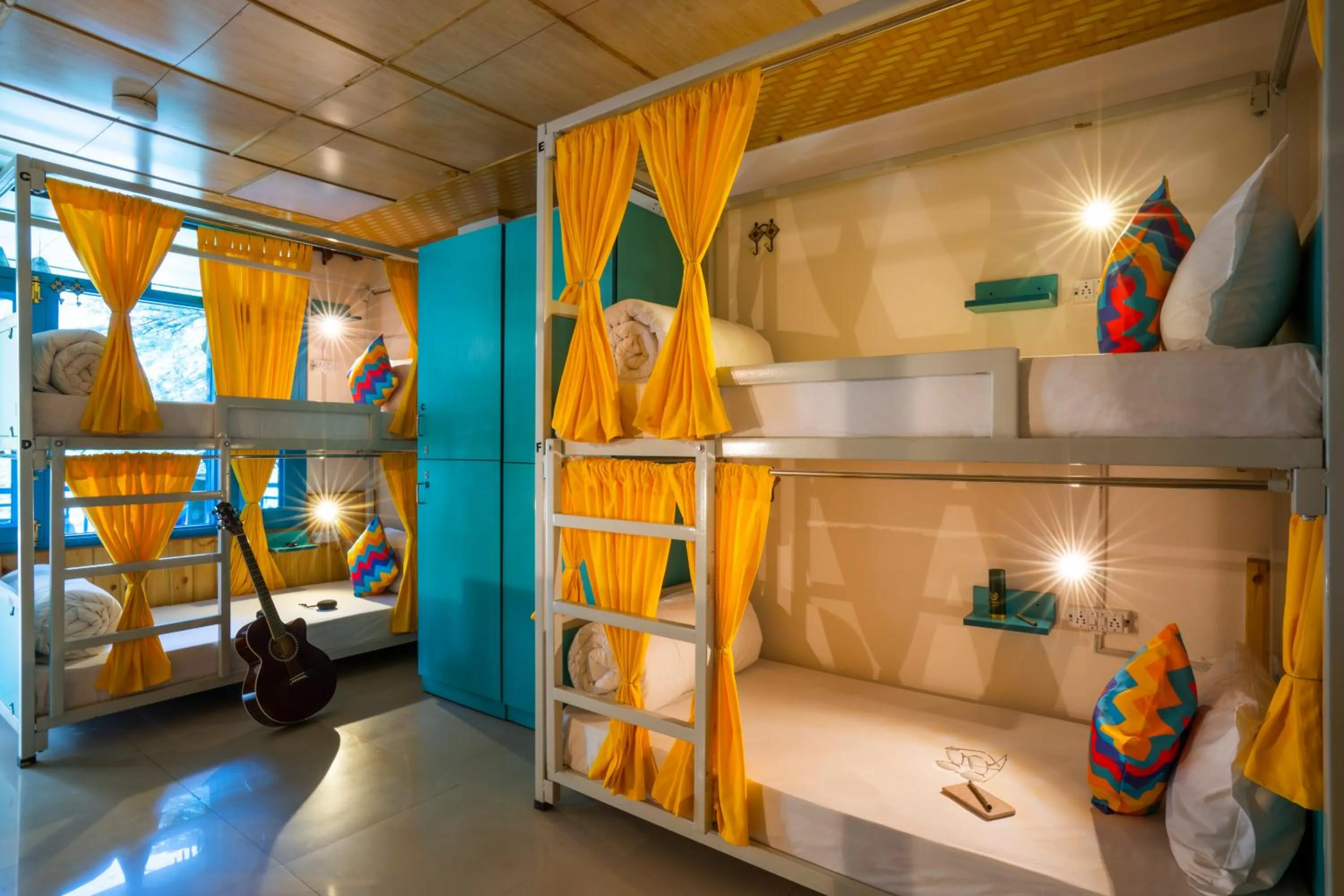 Bed in goSTOPS Kasol